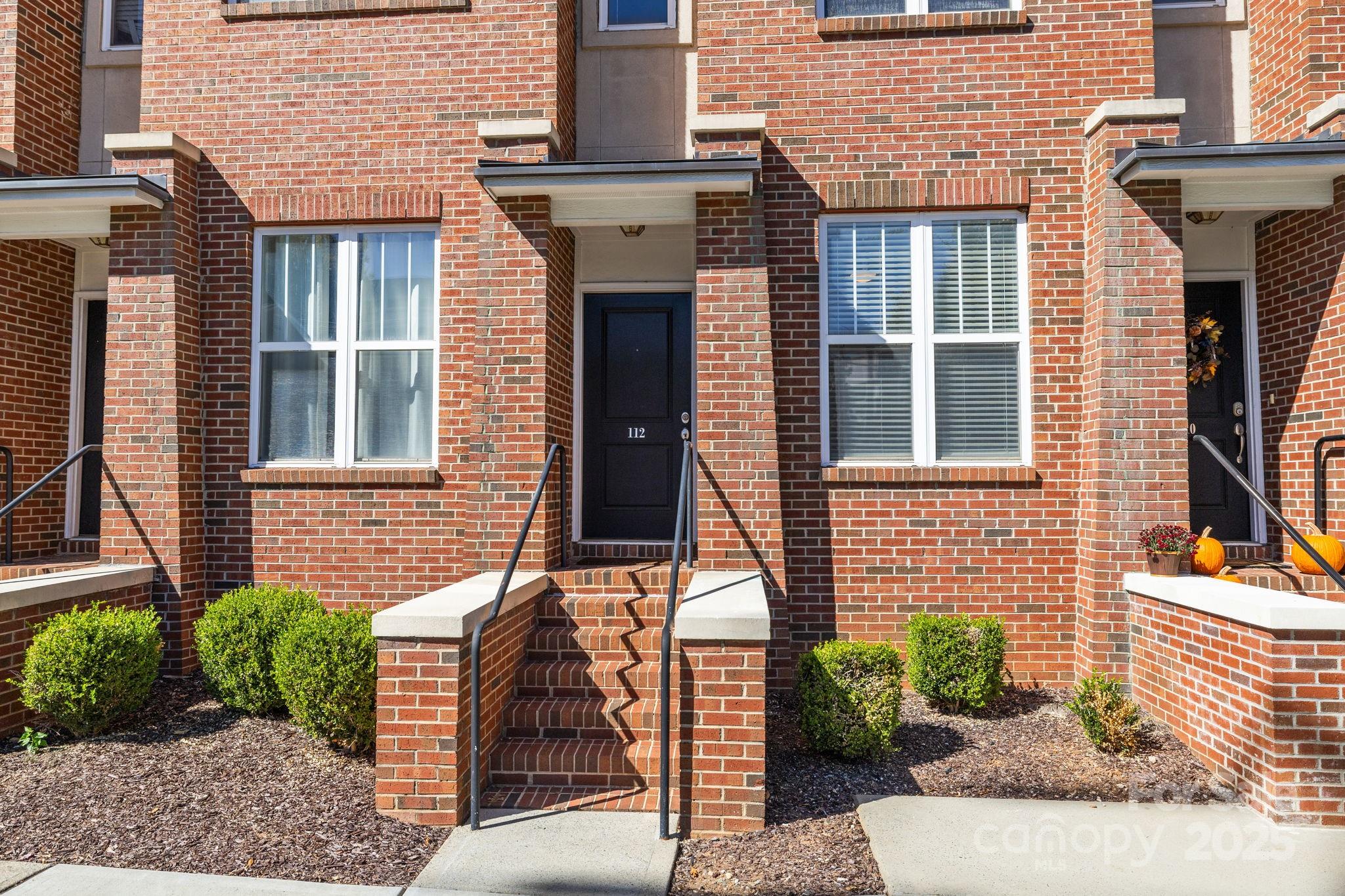 1302 Kenilworth Avenue Unit: 112