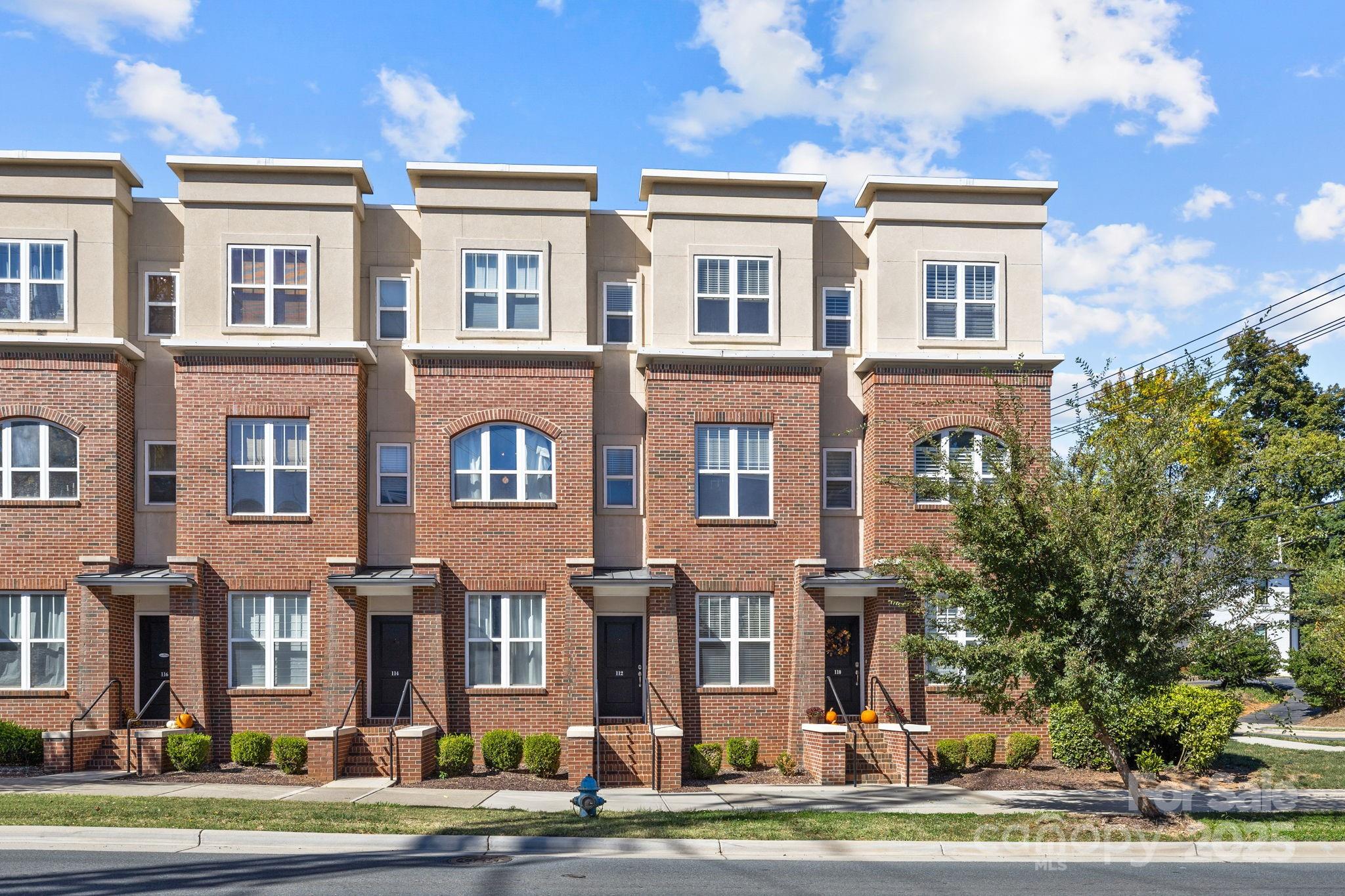 1302 Kenilworth Avenue Unit: 112