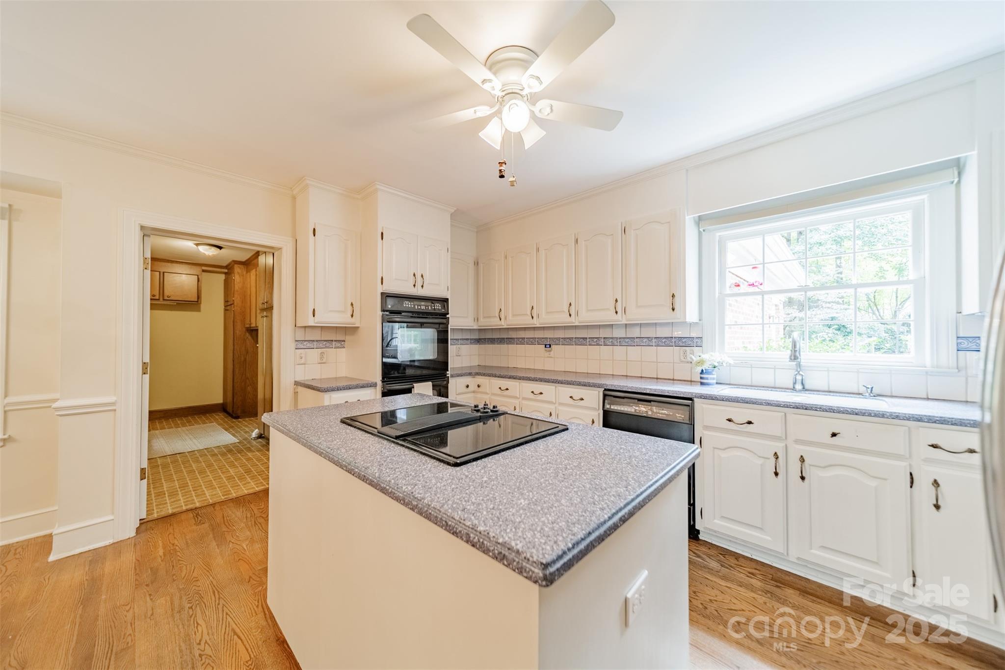 127 Cabell Way