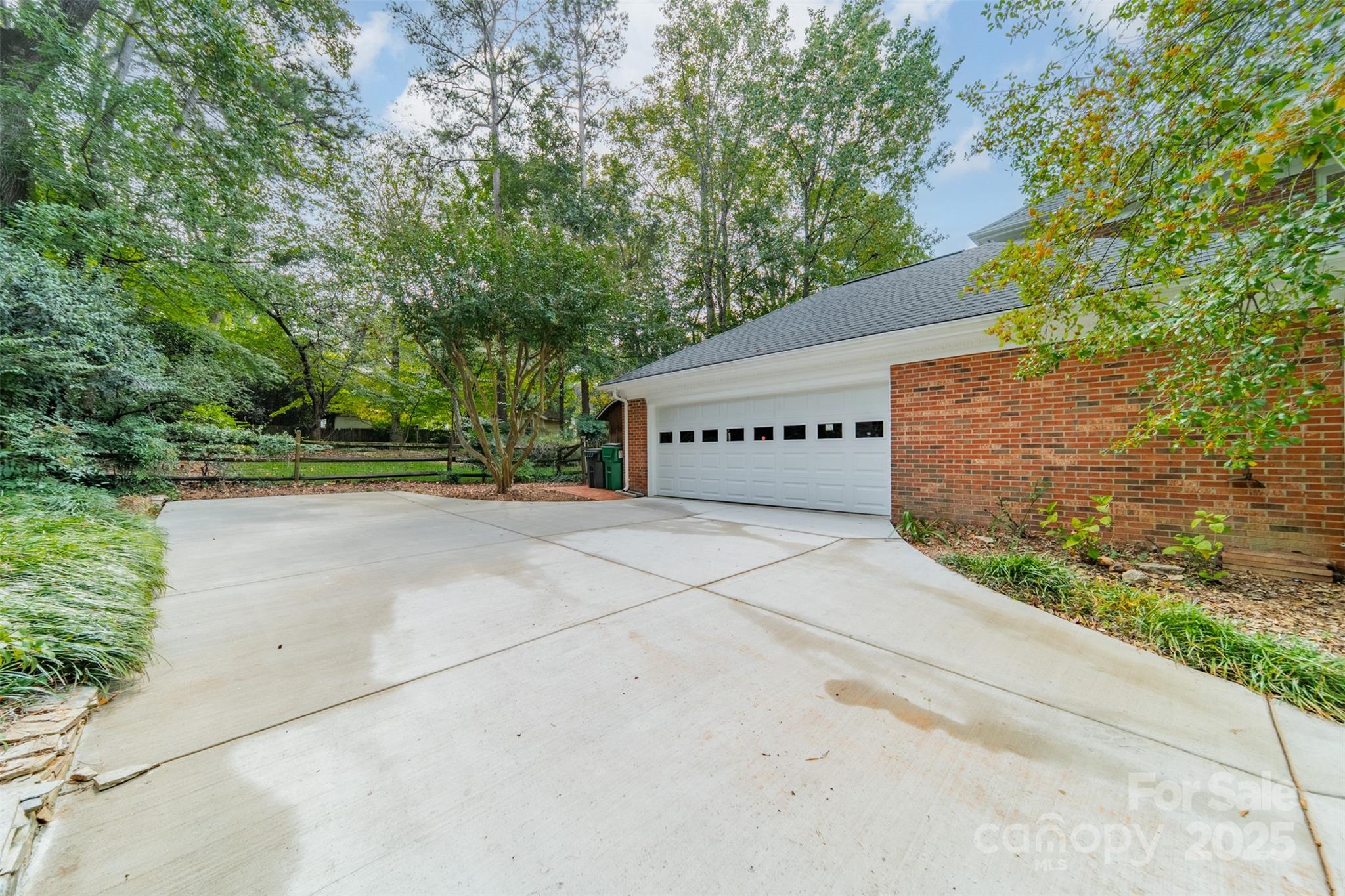 127 Cabell Way