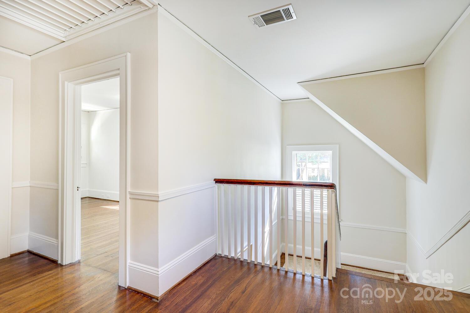 919 Mt Vernon Avenue