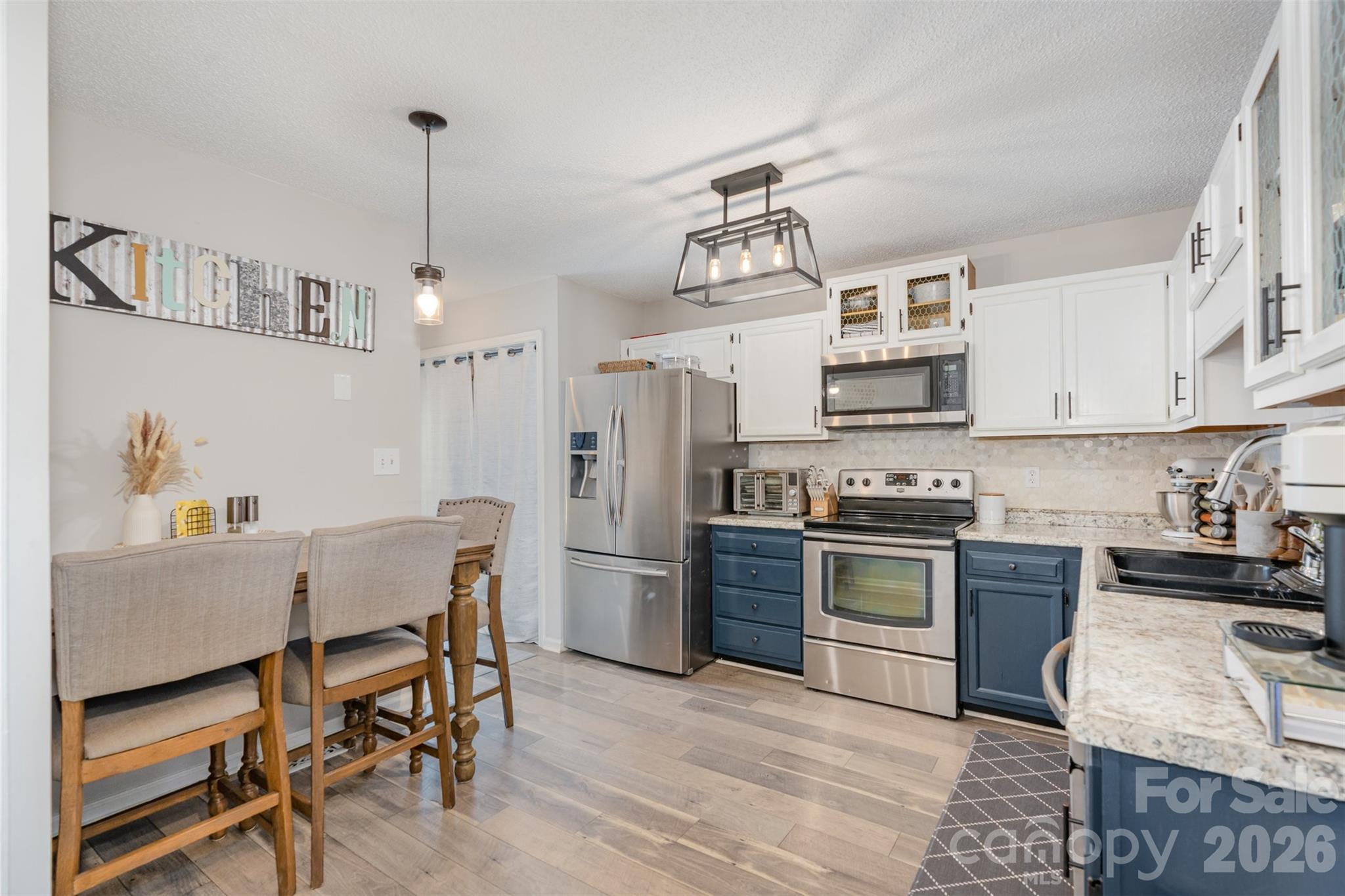 809 Fargo Drive SW