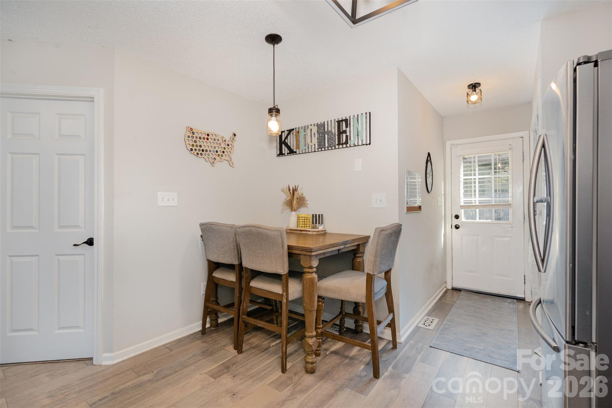 809 Fargo Drive SW