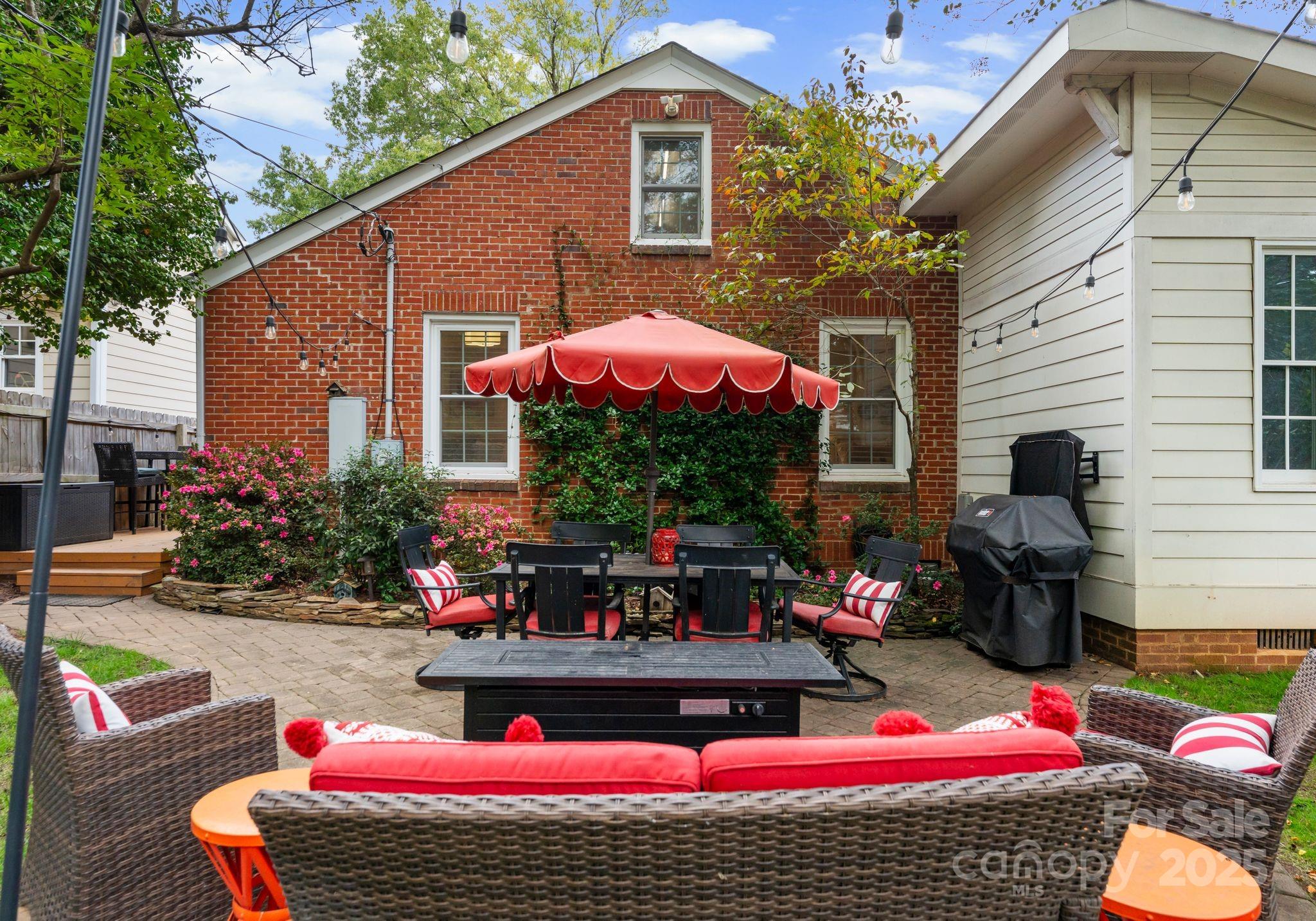 2424 Shenandoah Avenue