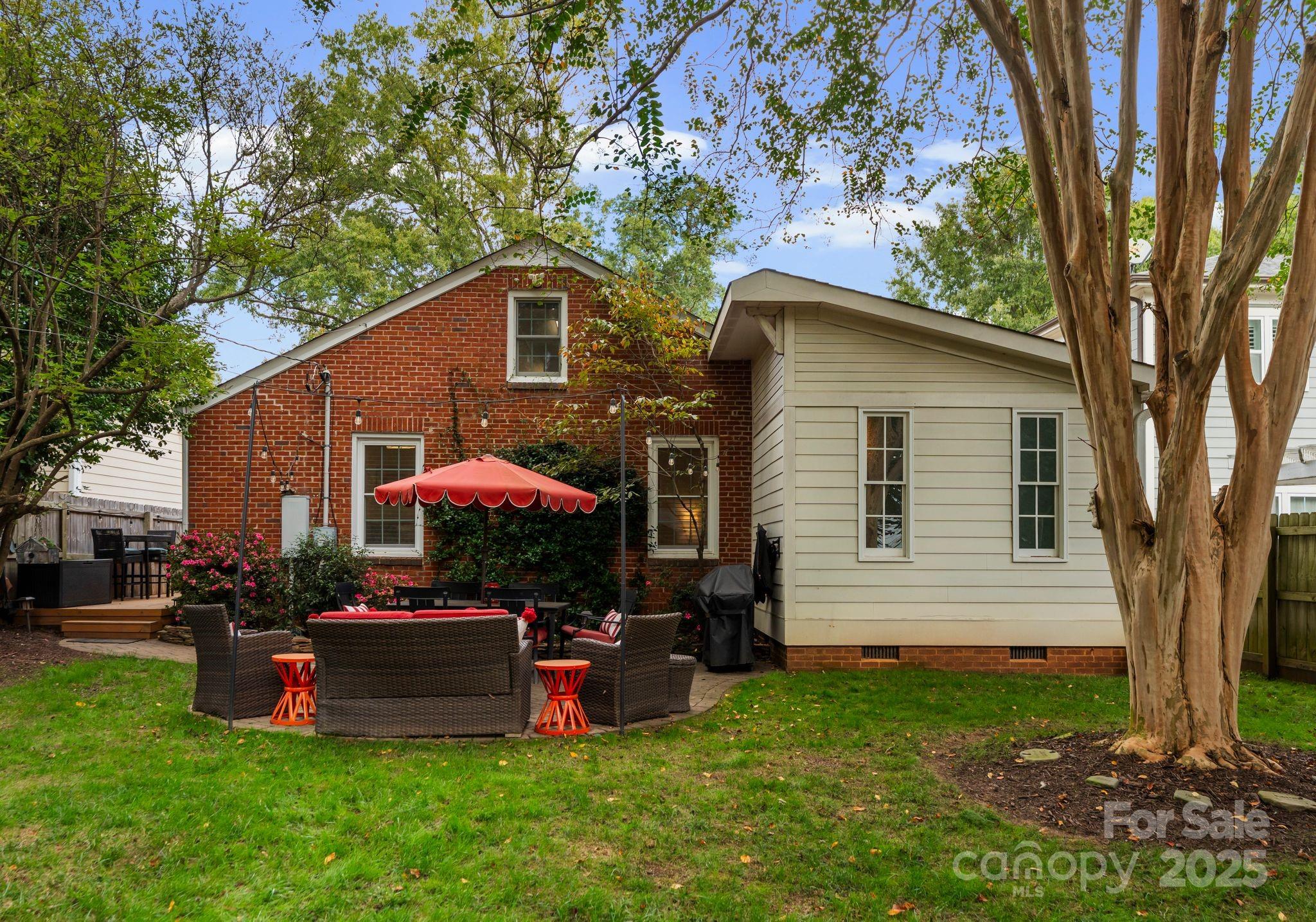2424 Shenandoah Avenue