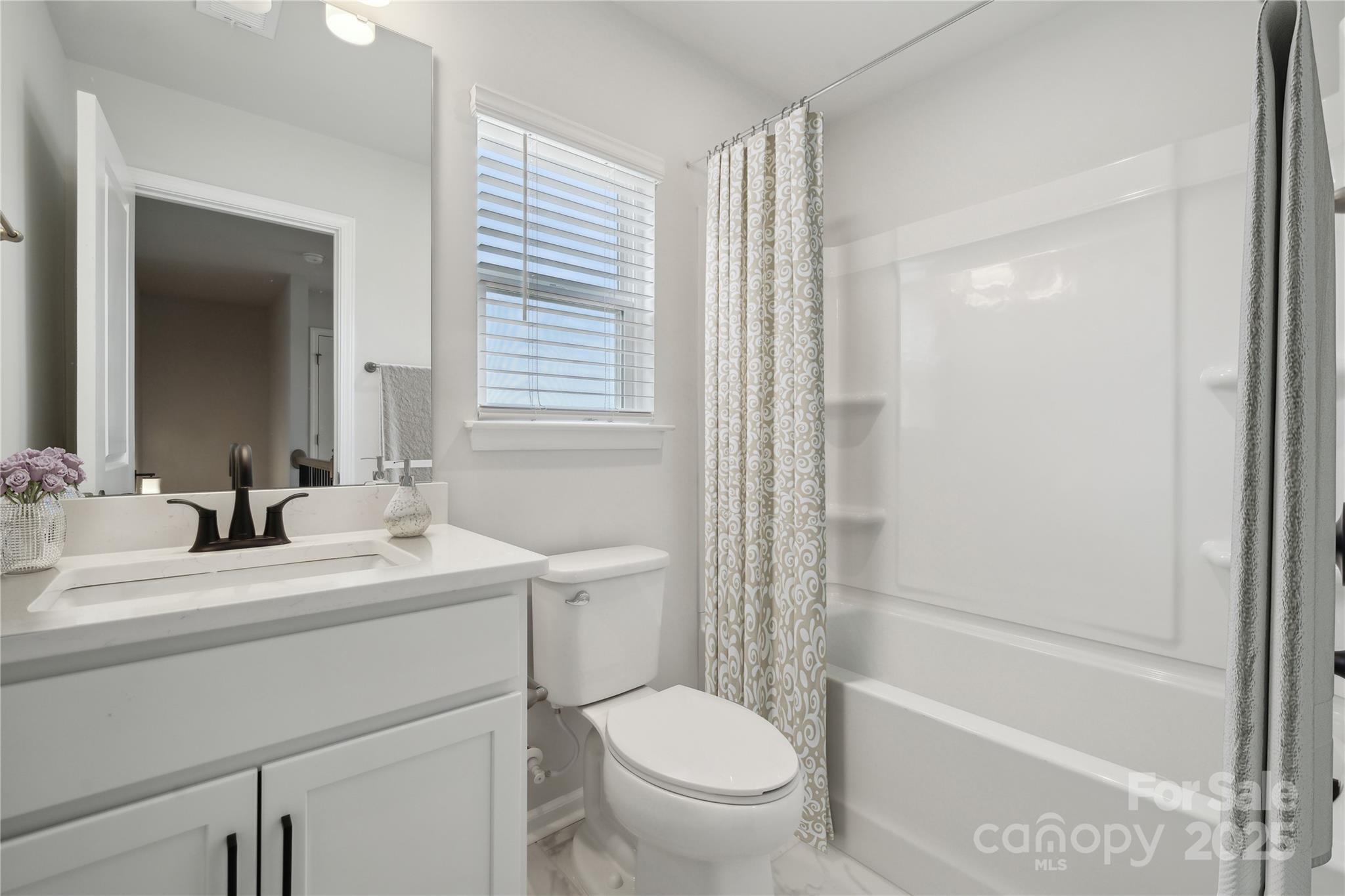 1006 Heritage Pointe