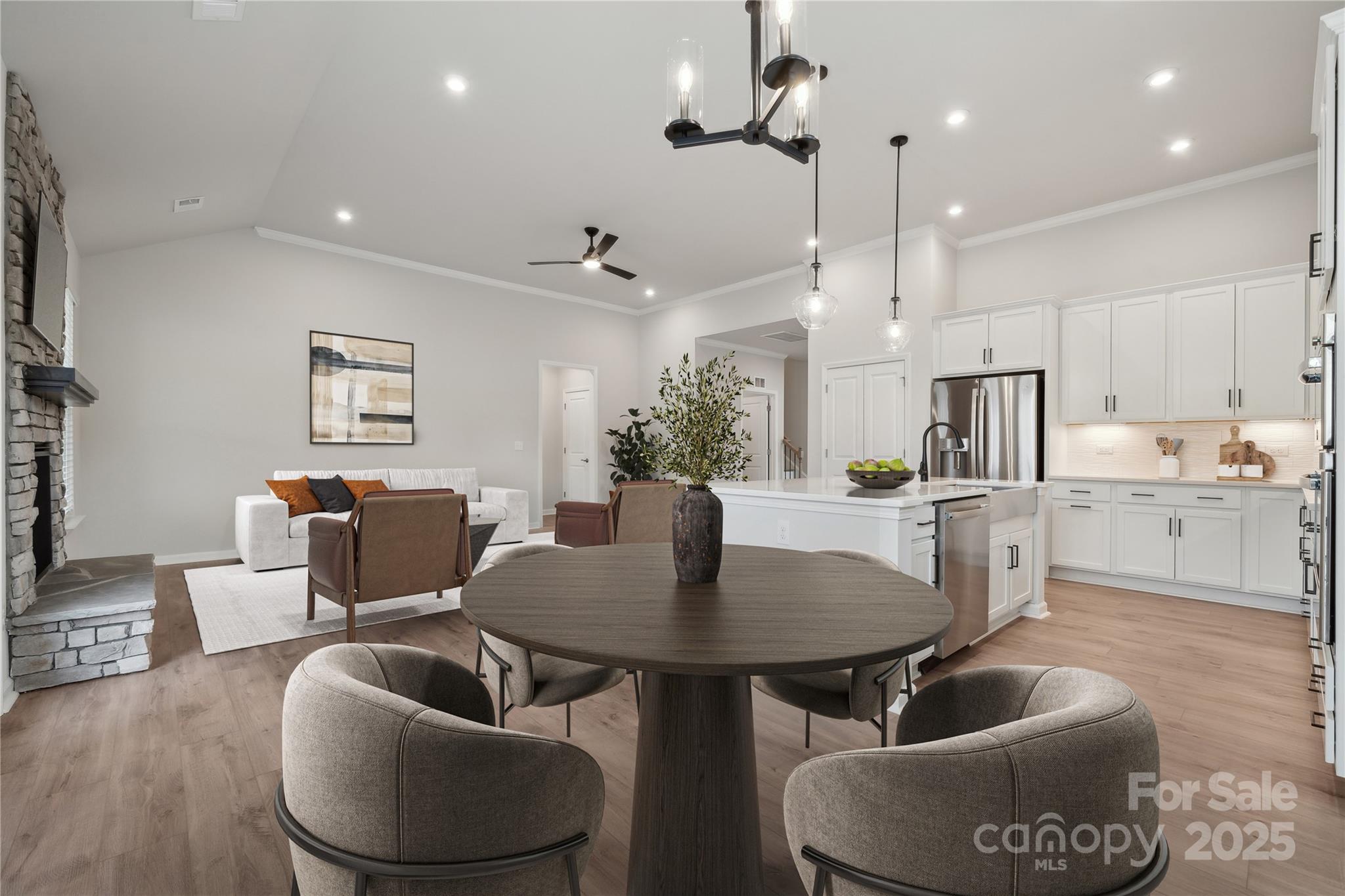 1006 Heritage Pointe