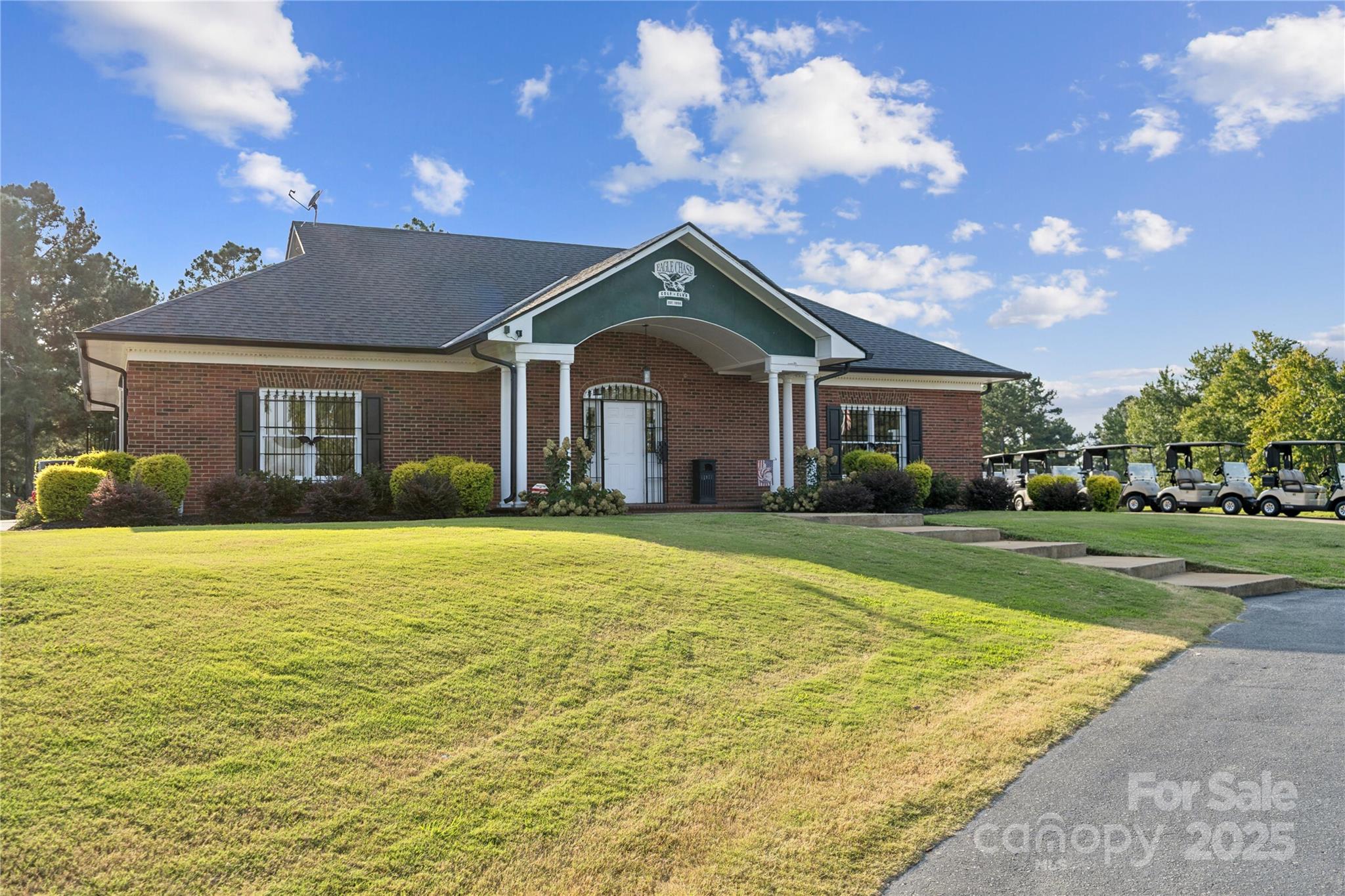 1006 Heritage Pointe