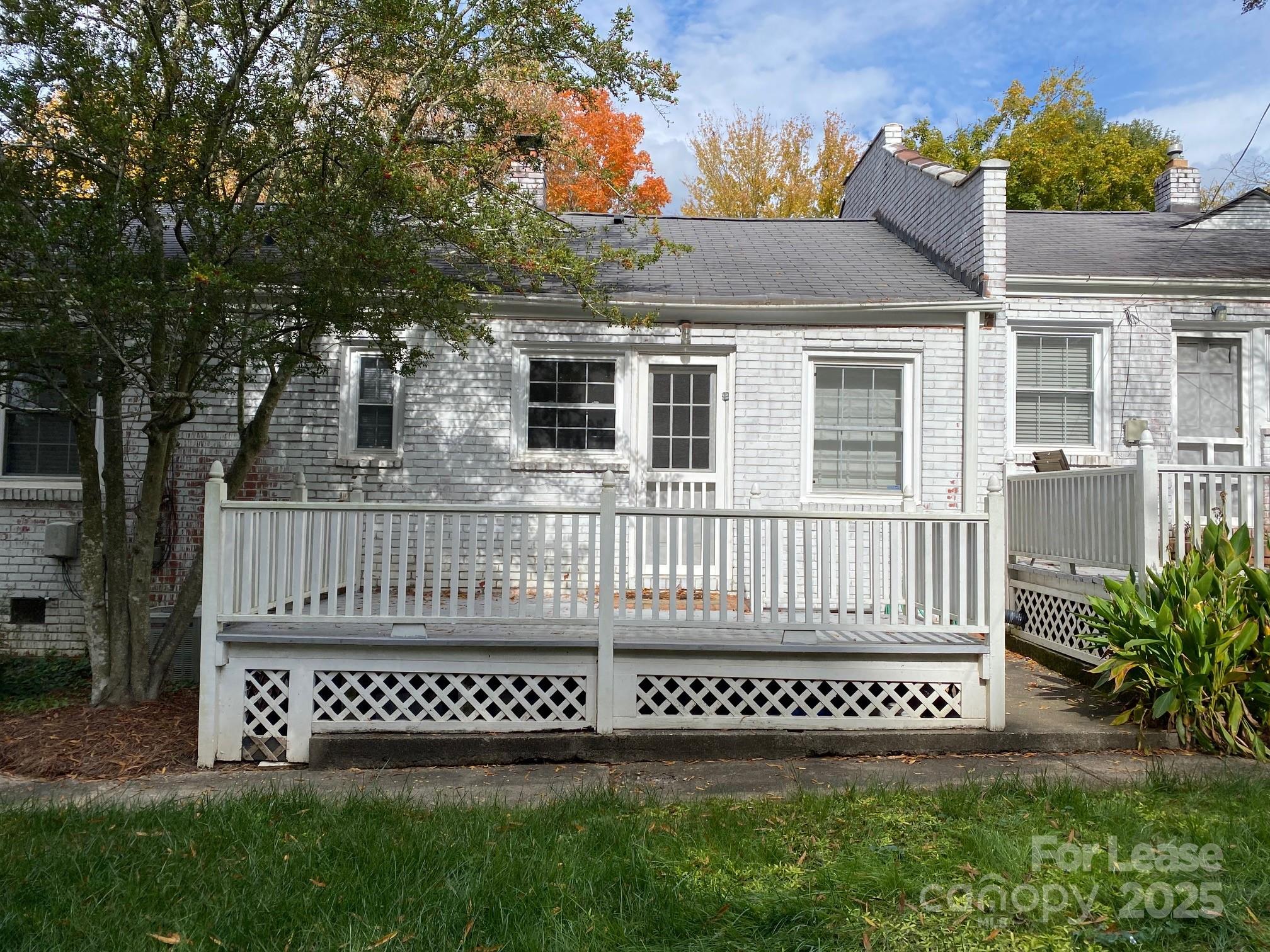 1964 Lynnwood Drive
