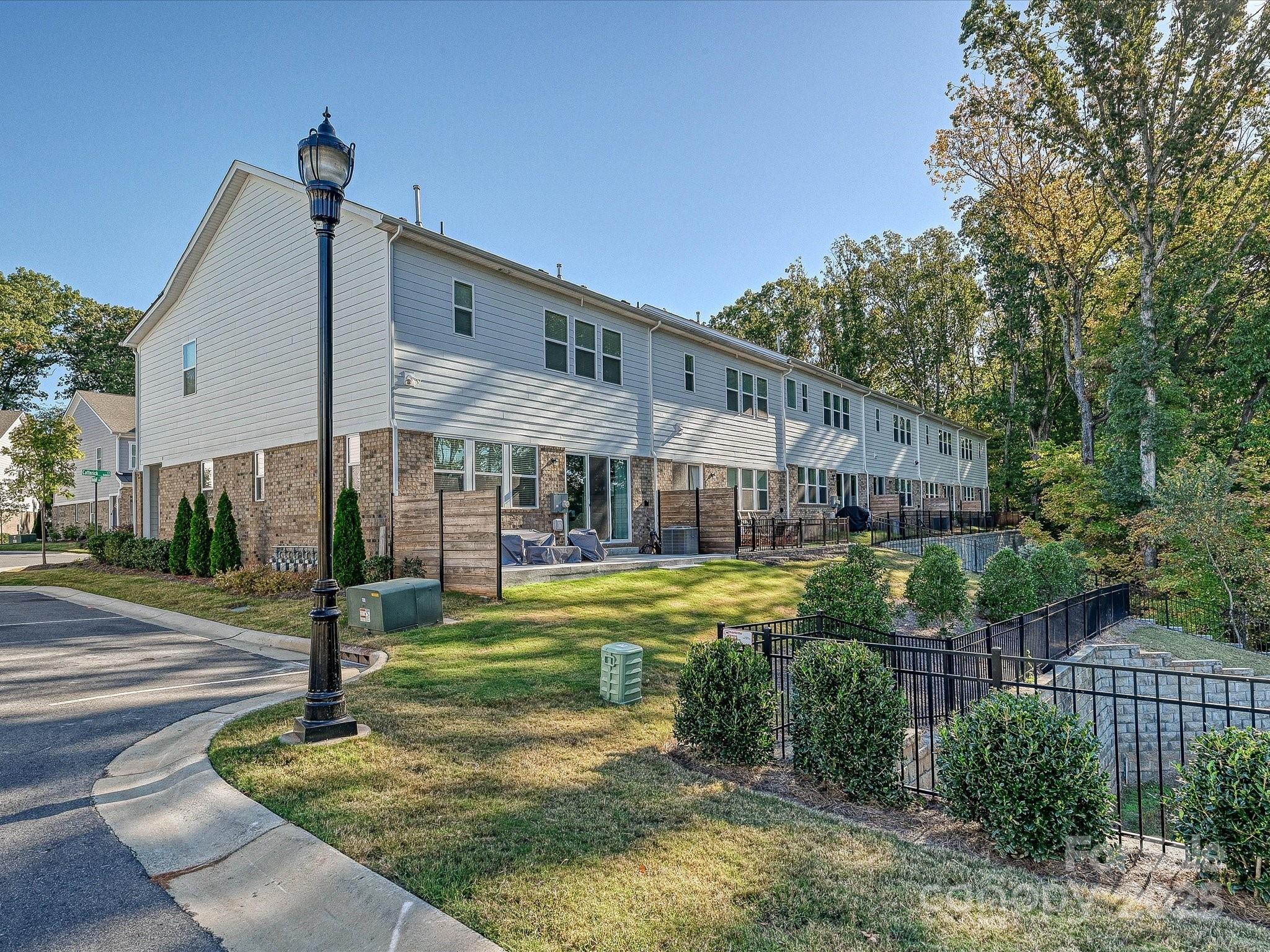 5008 Catterick Court