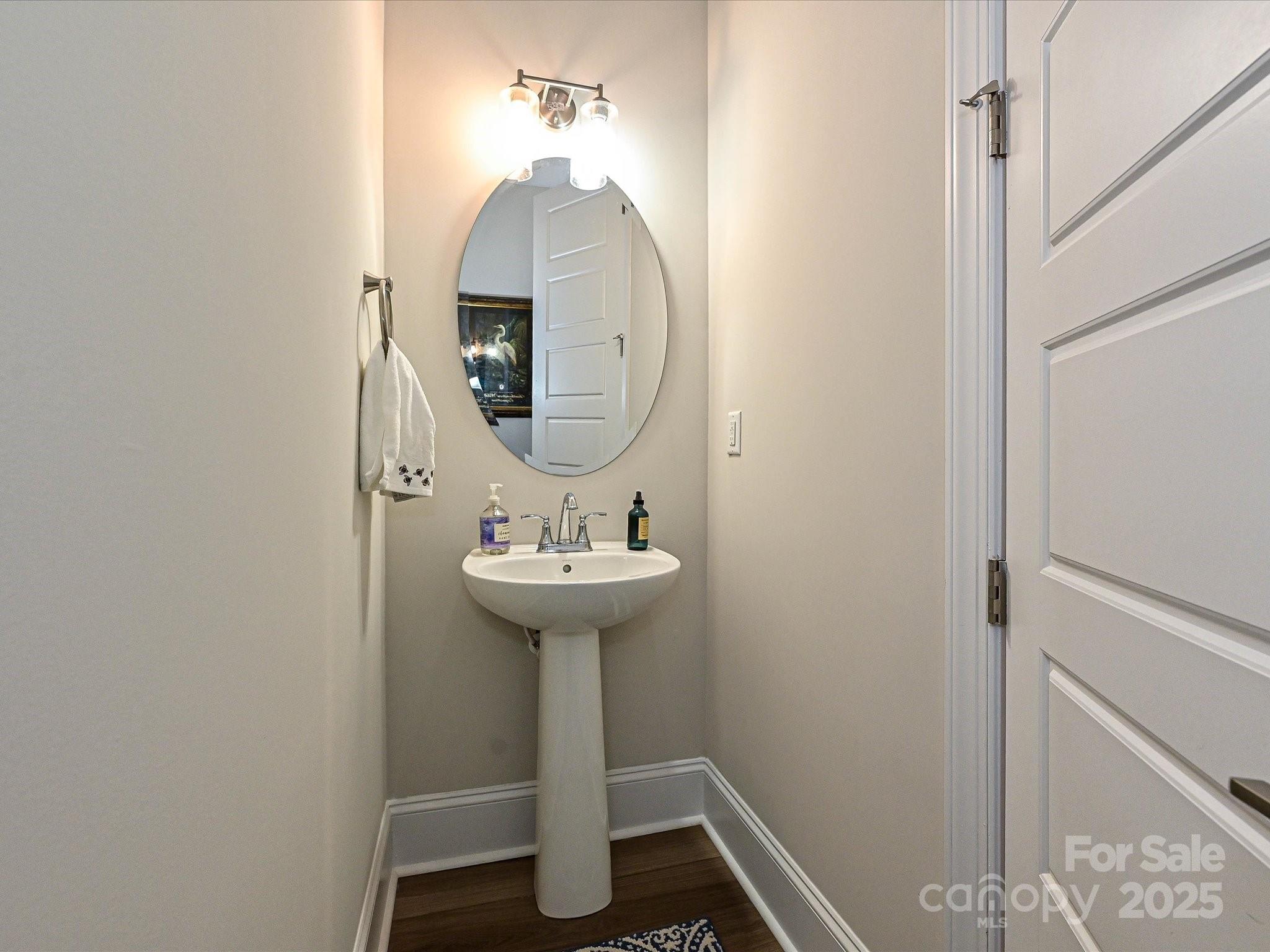 5008 Catterick Court