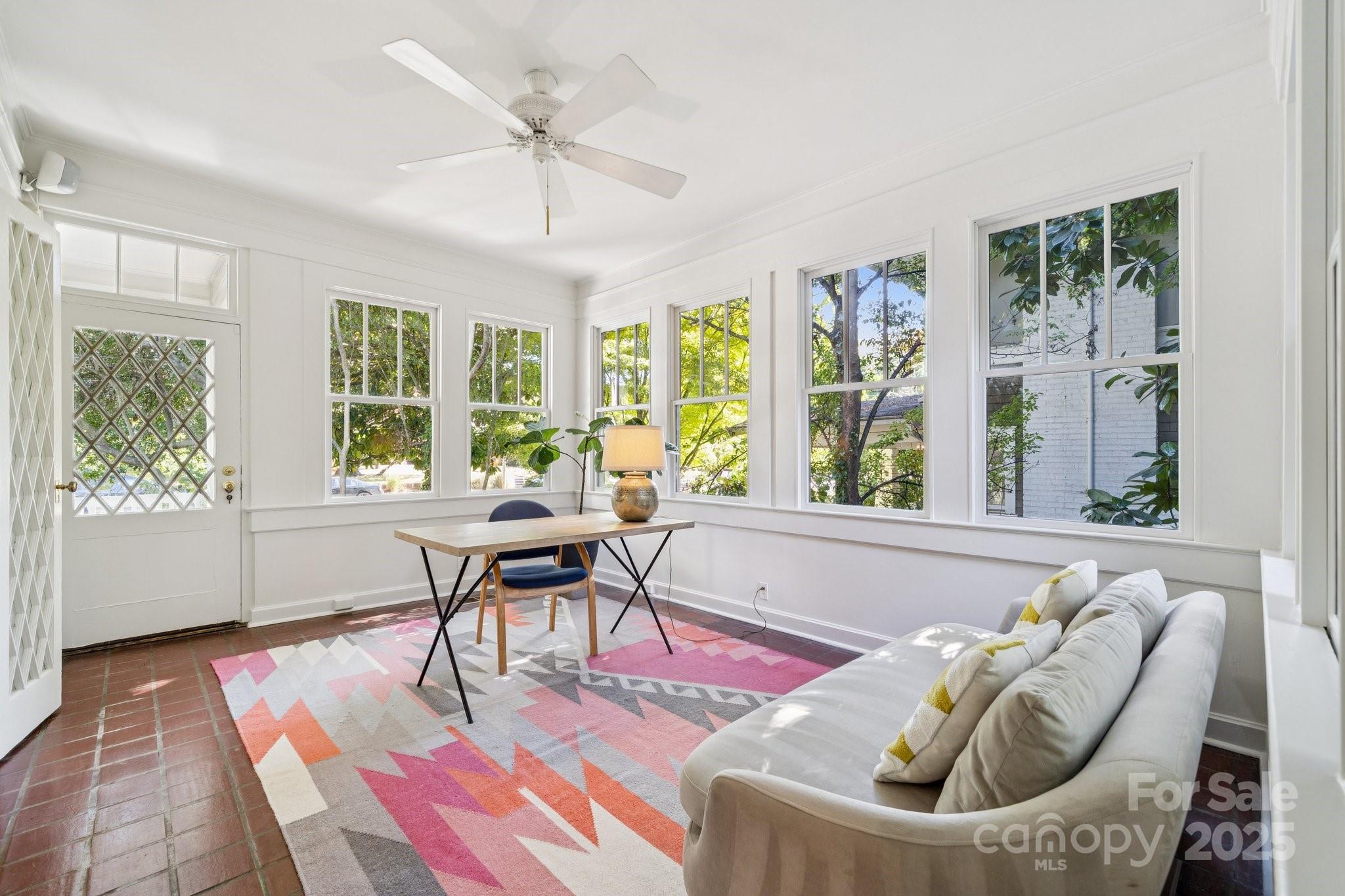 425 Clement Avenue