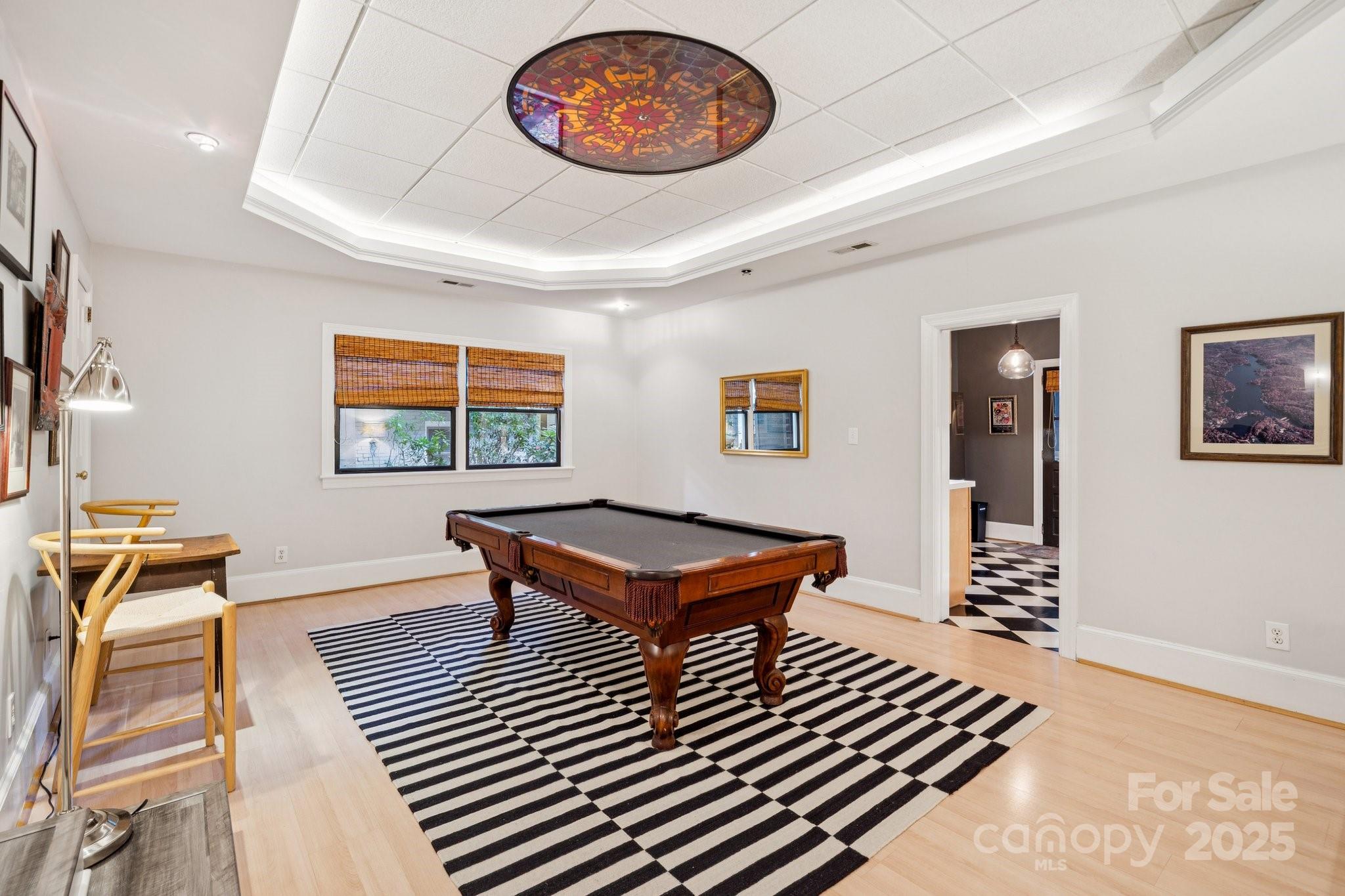 425 Clement Avenue