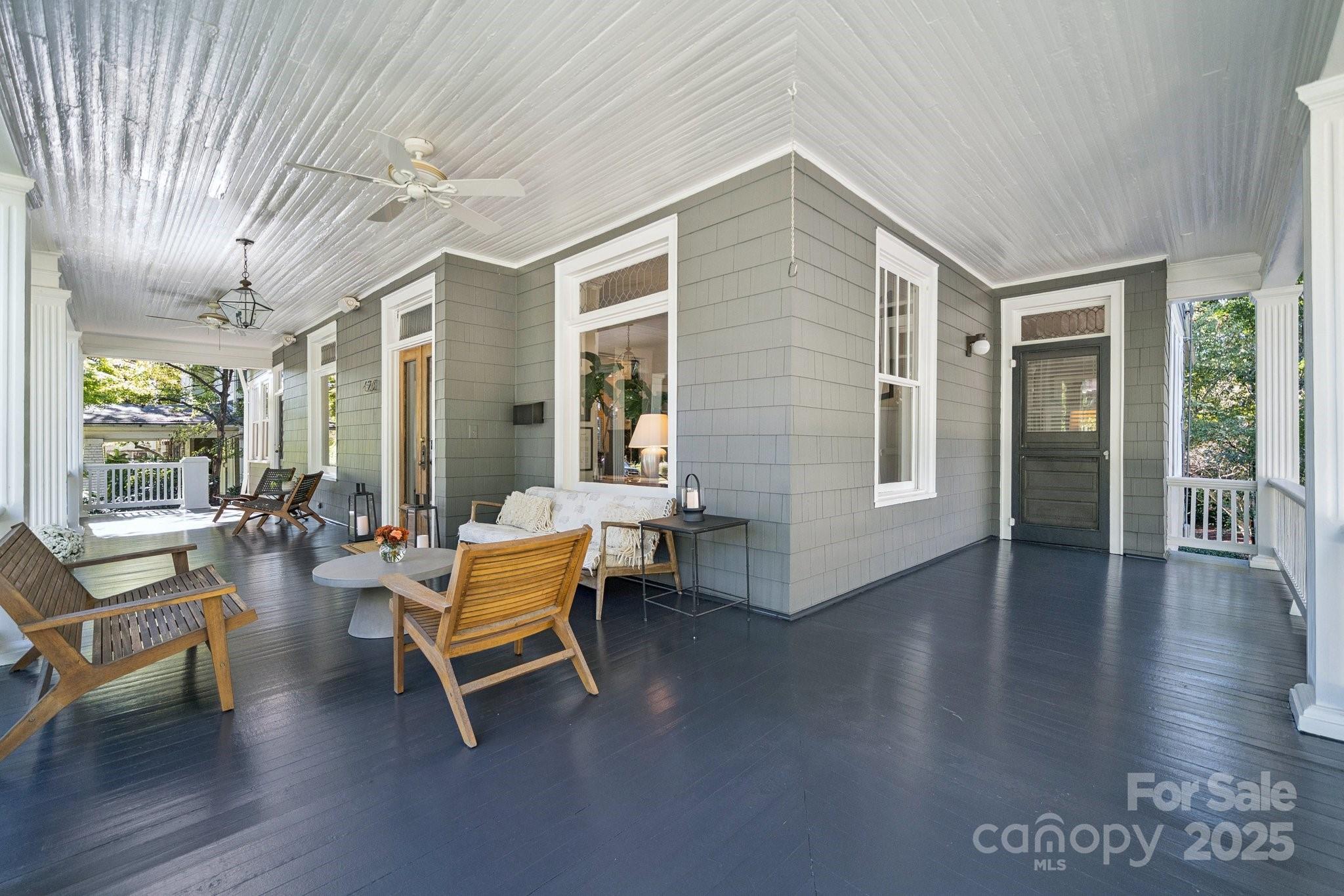 425 Clement Avenue