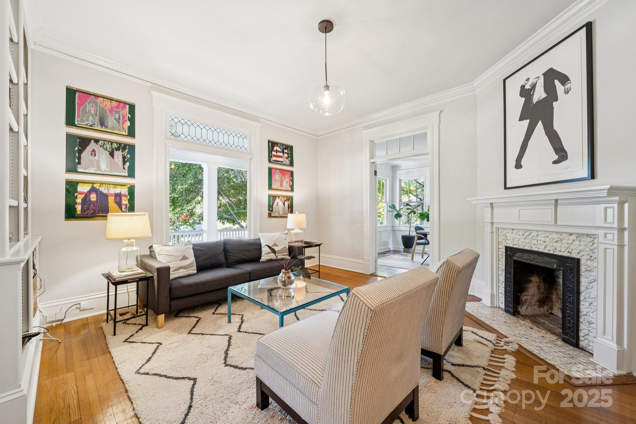 425 Clement Avenue