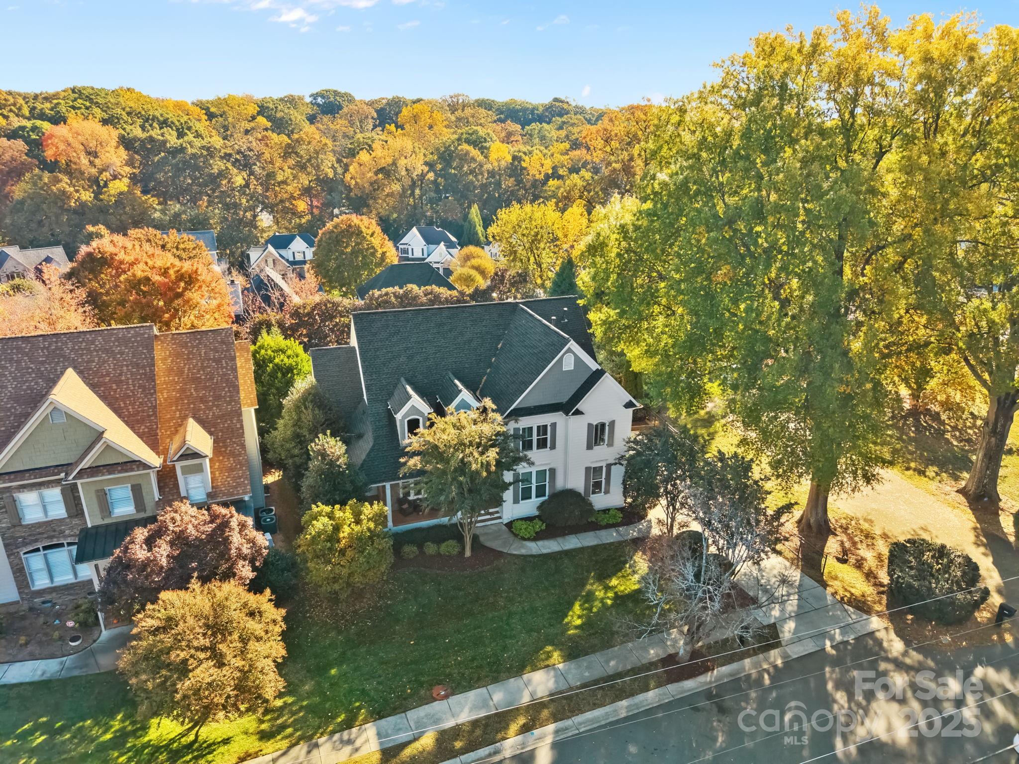 6147 Sharon Acres Rd