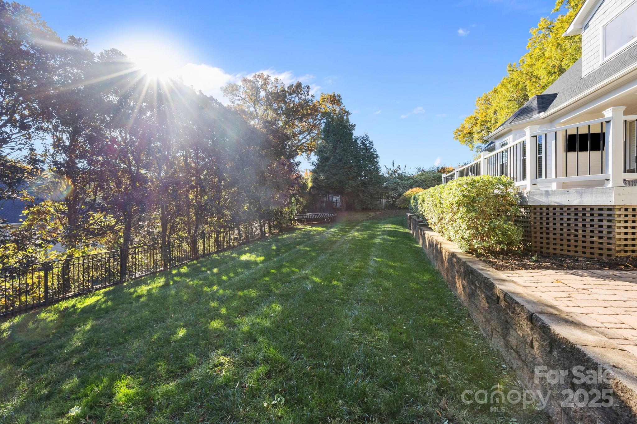 6147 Sharon Acres Rd