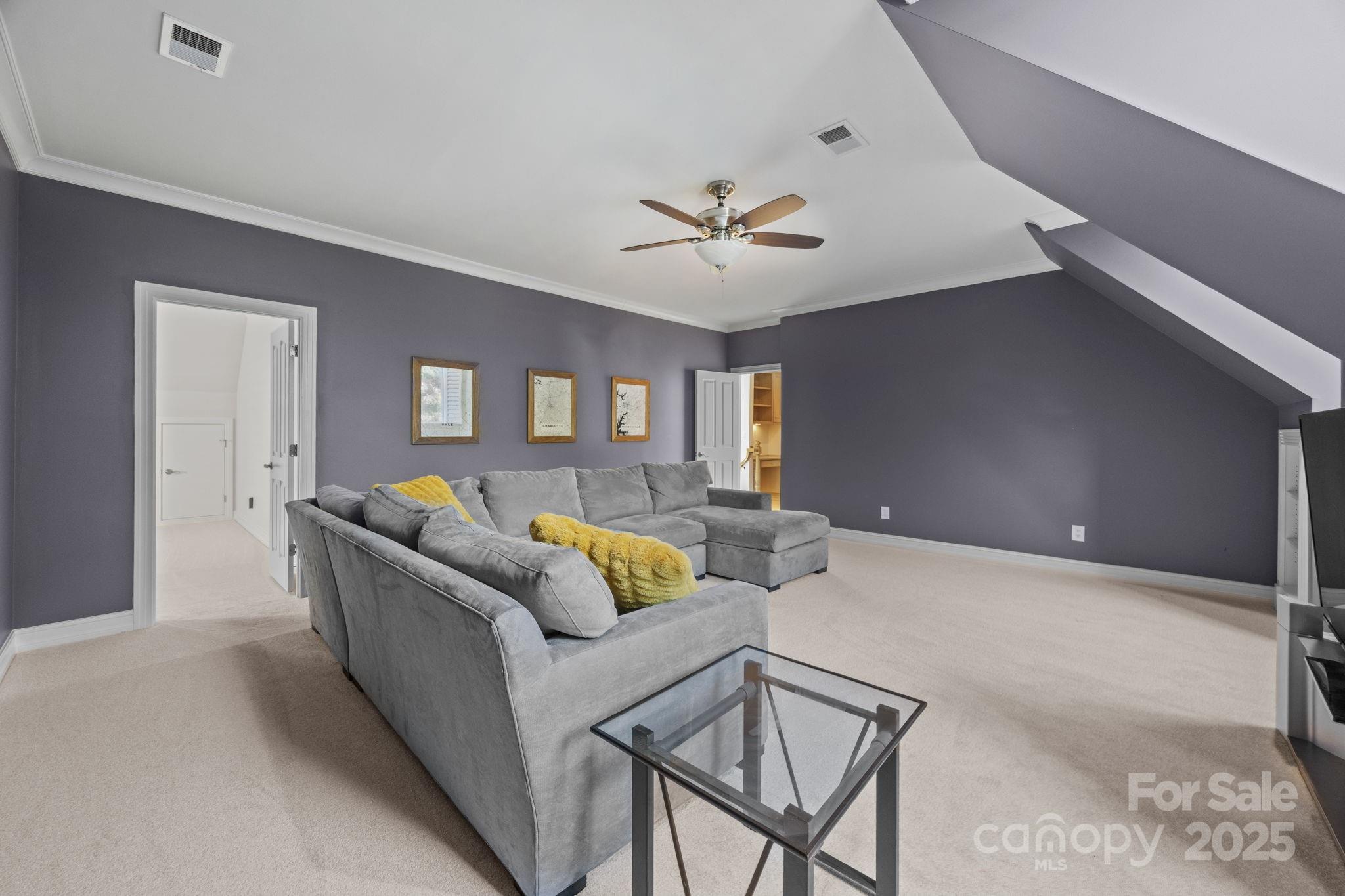 6147 Sharon Acres Rd