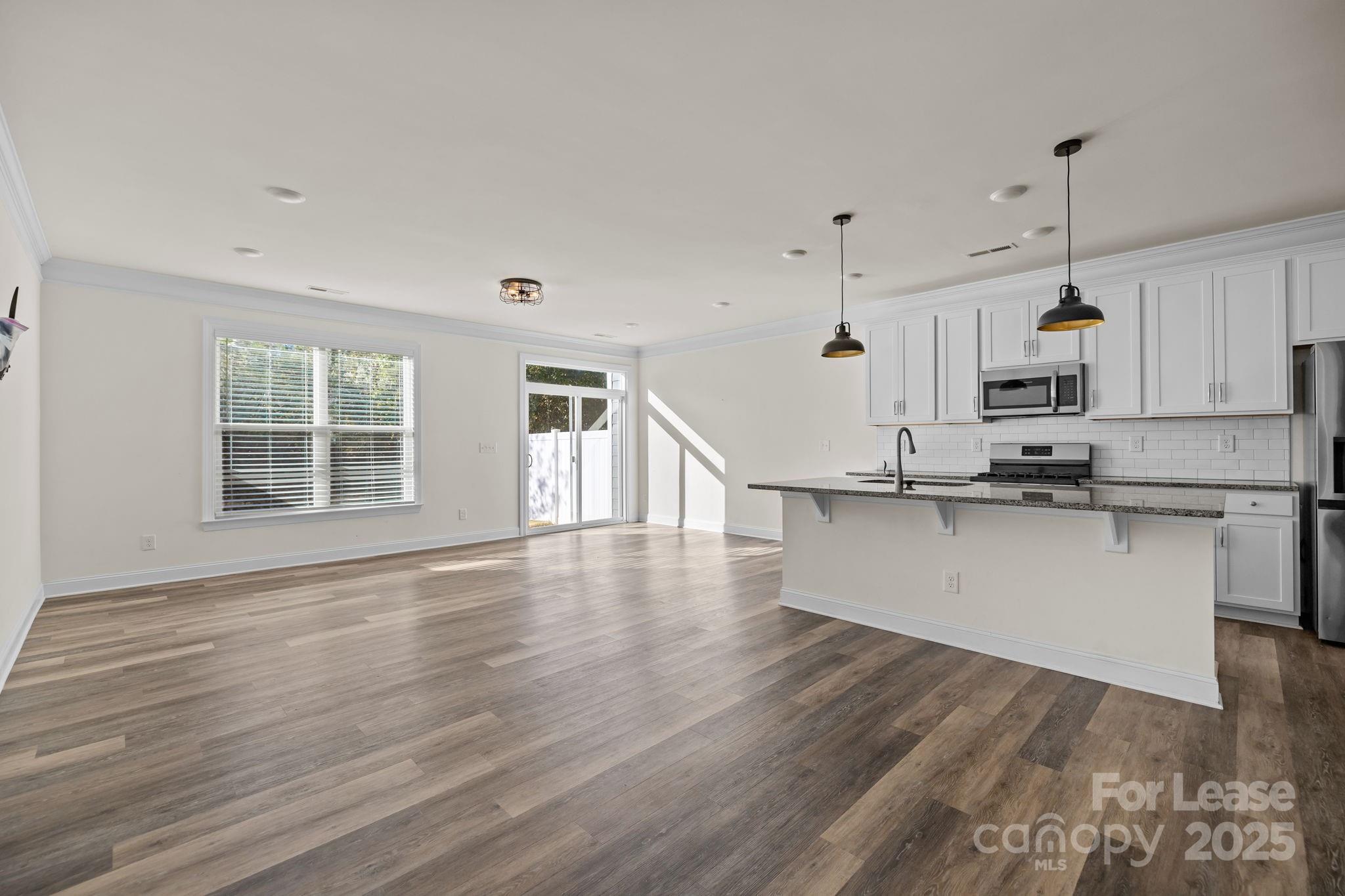 2141 Bexar Trail