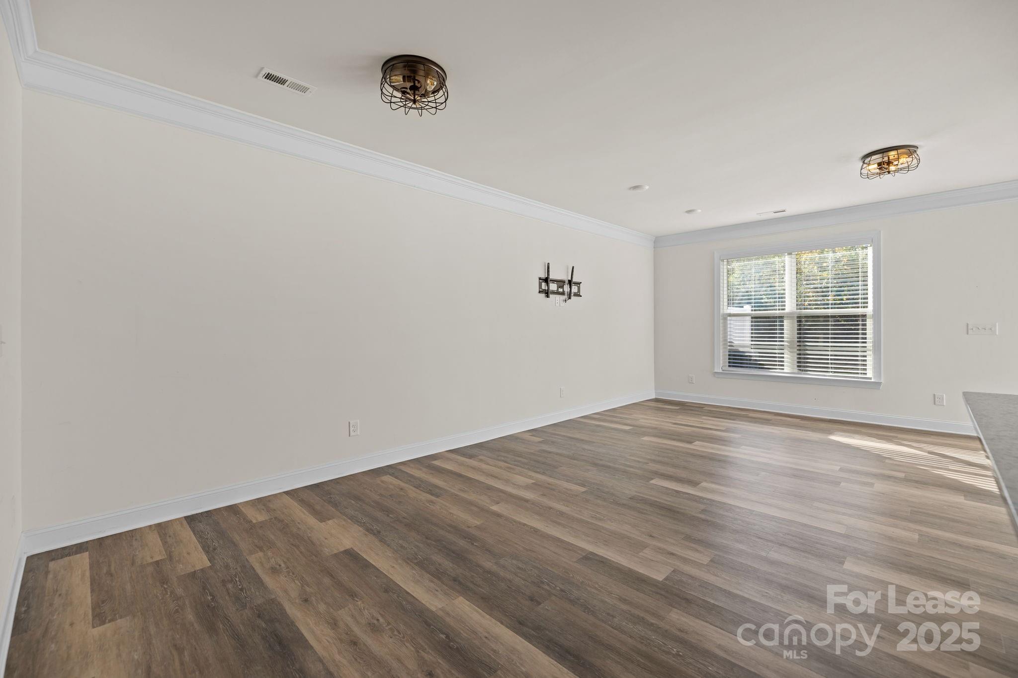 2141 Bexar Trail