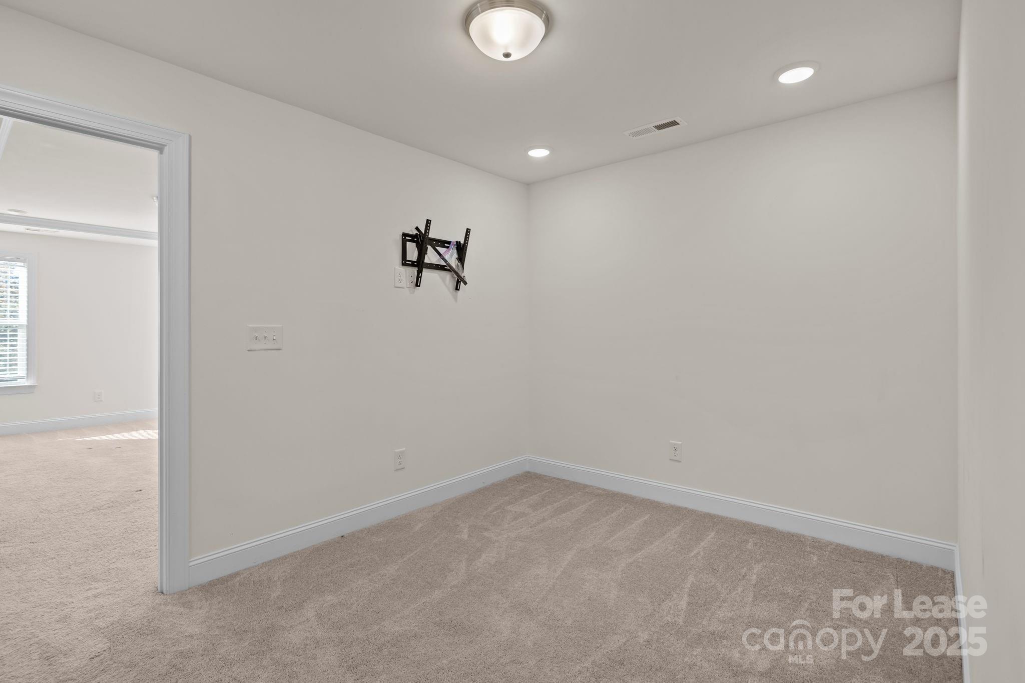2141 Bexar Trail