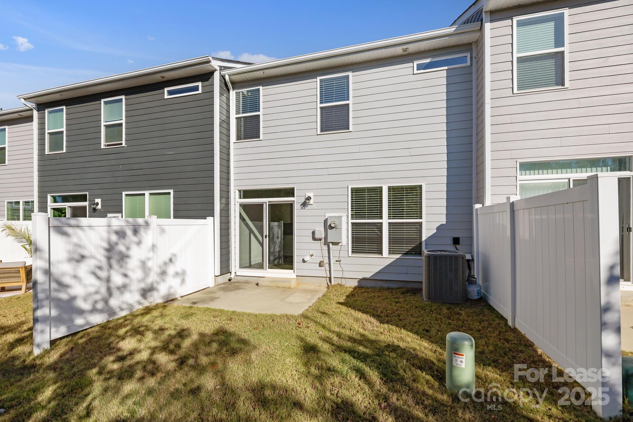 2141 Bexar Trail