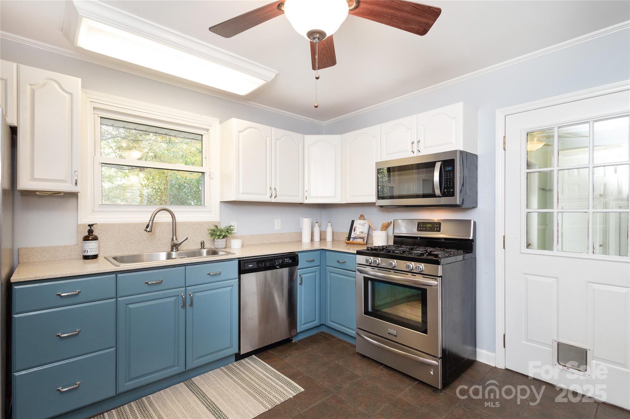 5009 Baylor Drive
