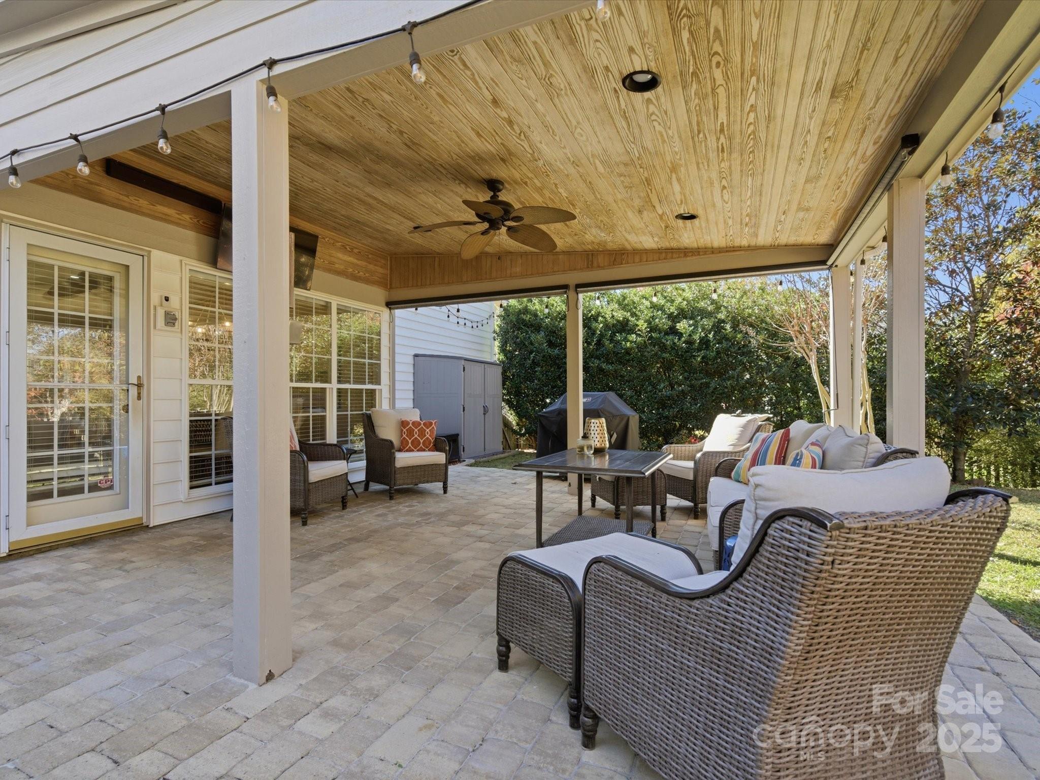 2522 Beacon Forest Drive