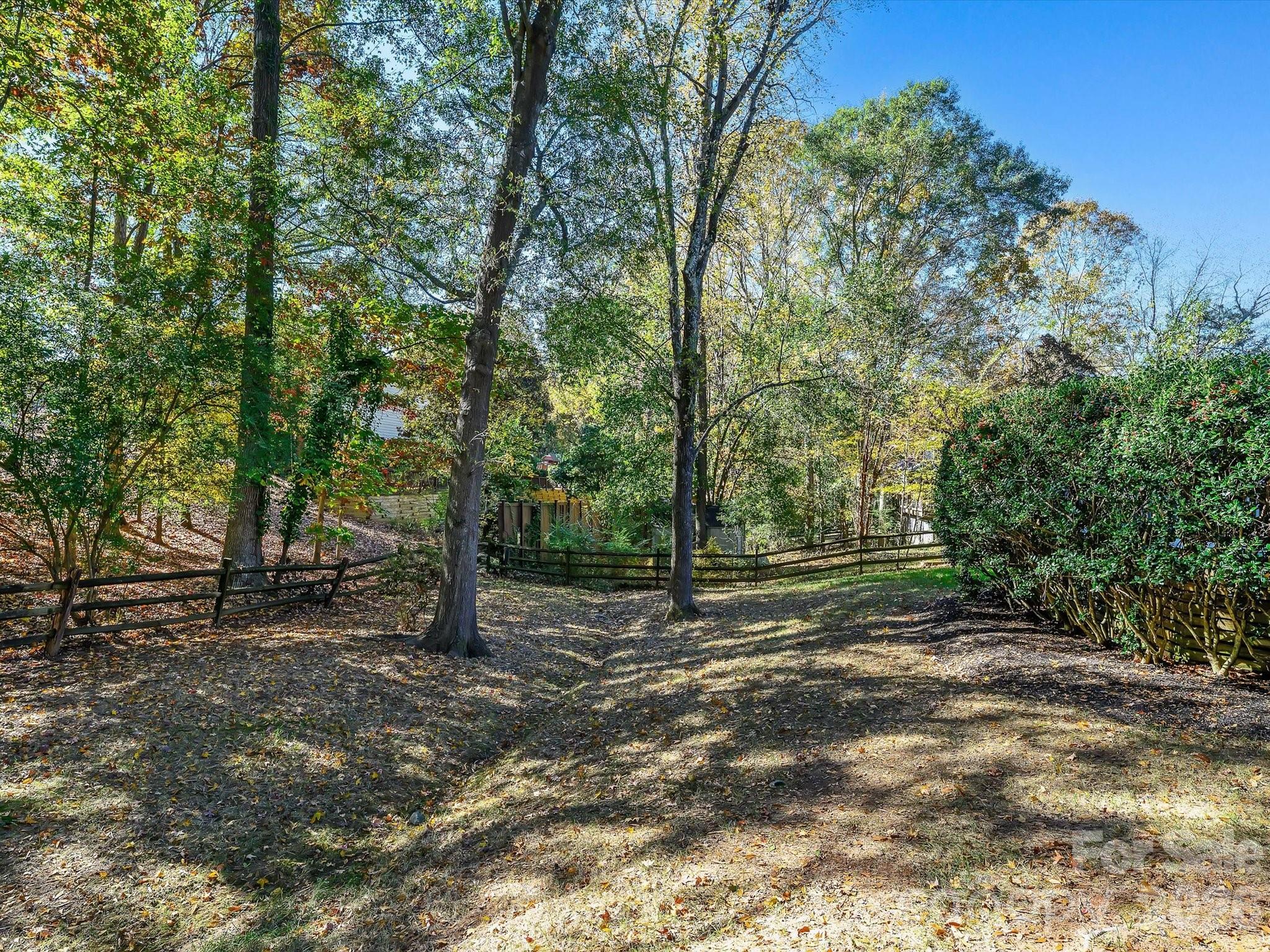 7410 Willow Creek Drive