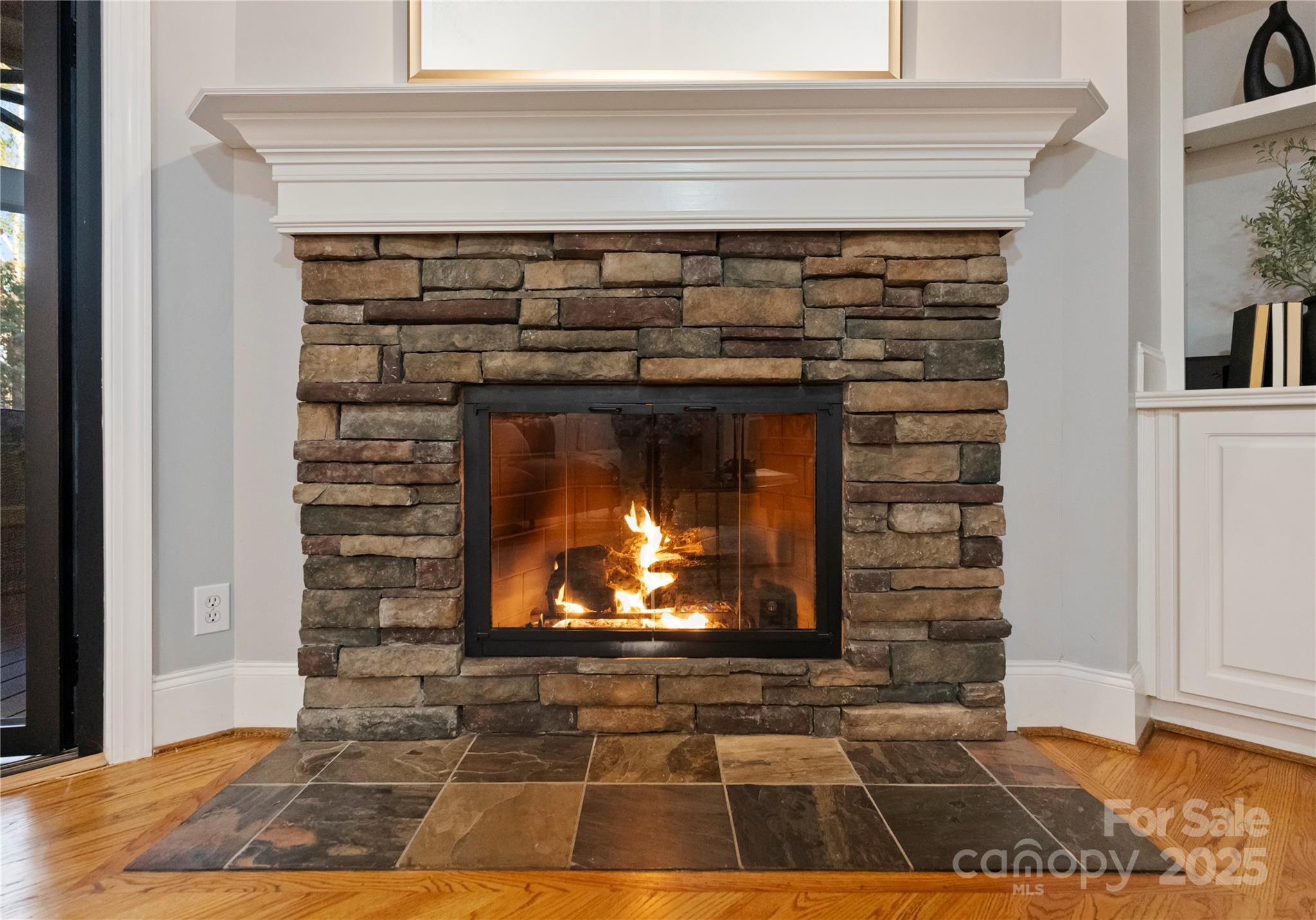 6011 Hunter Lane