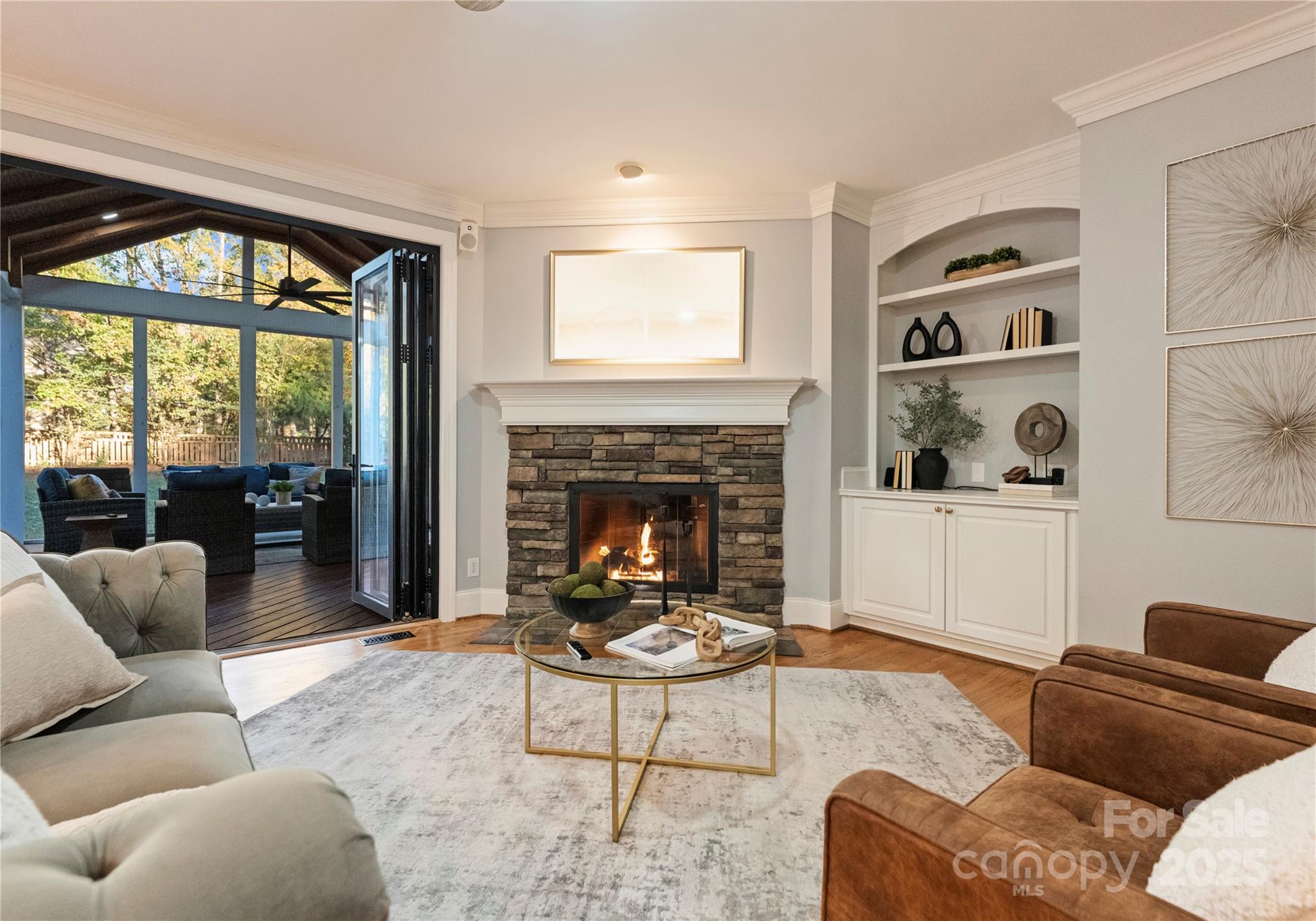 6011 Hunter Lane