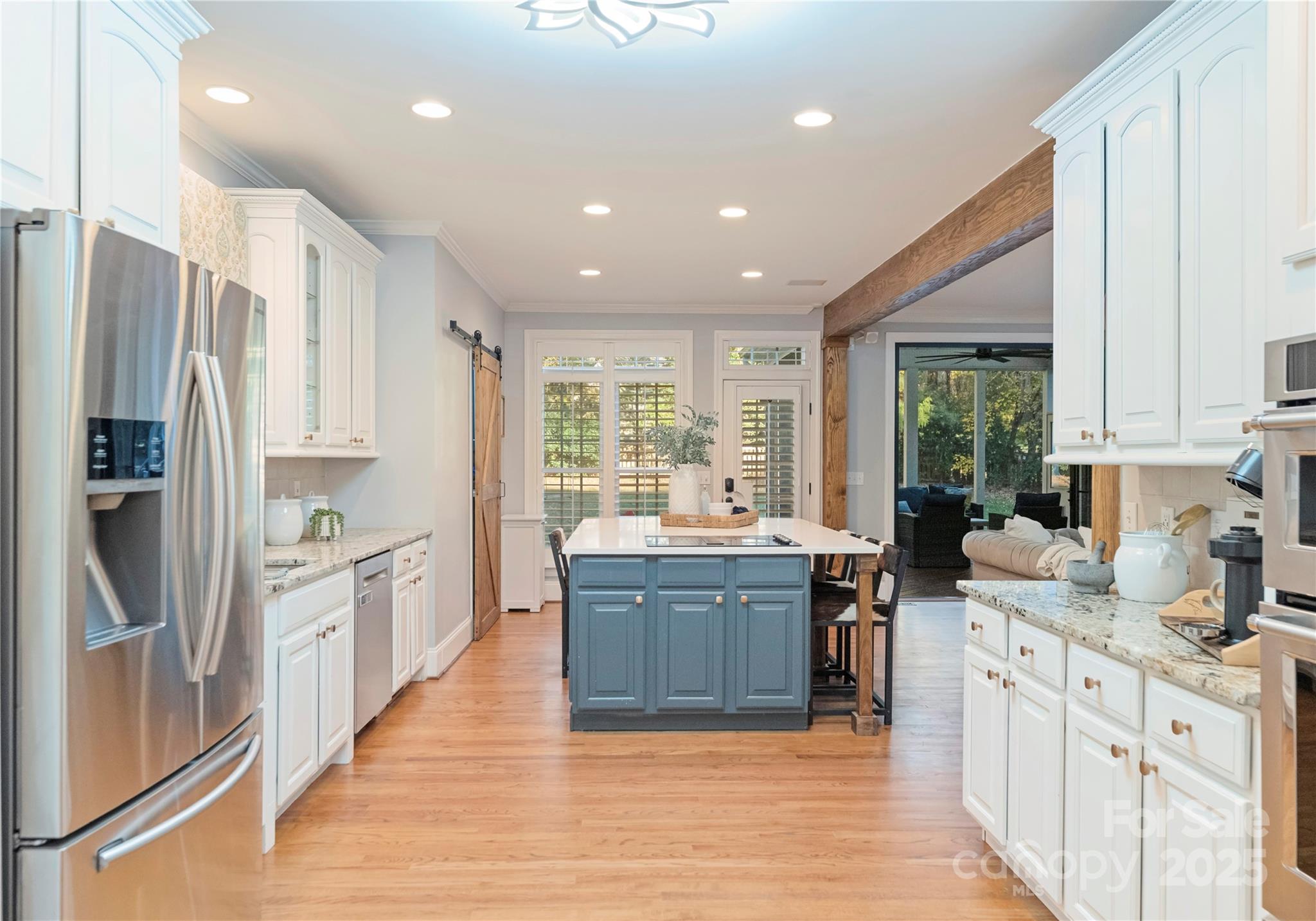 6011 Hunter Lane