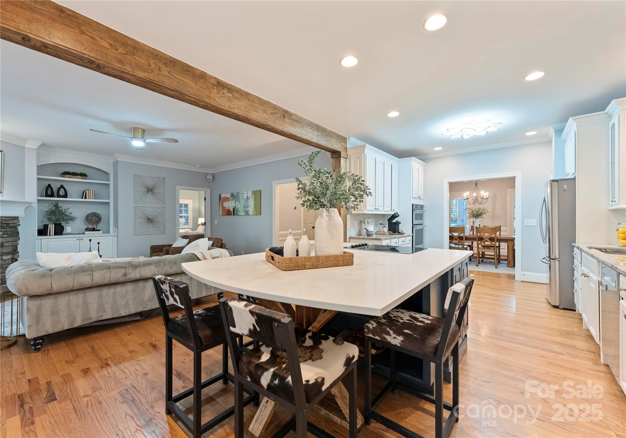 6011 Hunter Lane