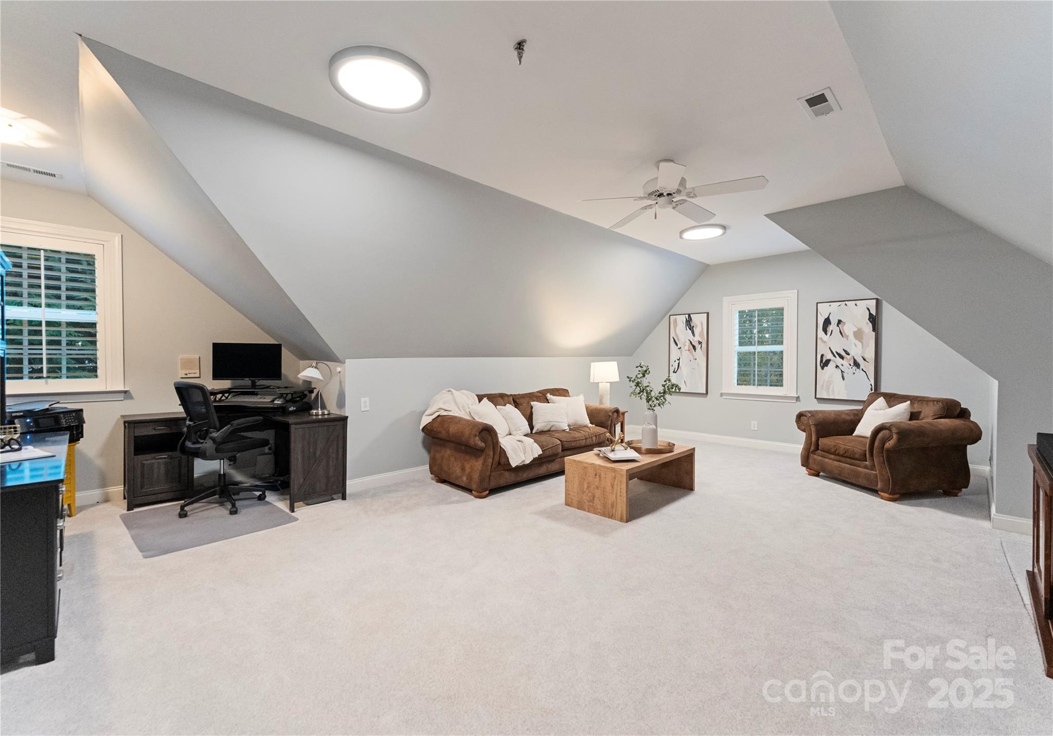 6011 Hunter Lane