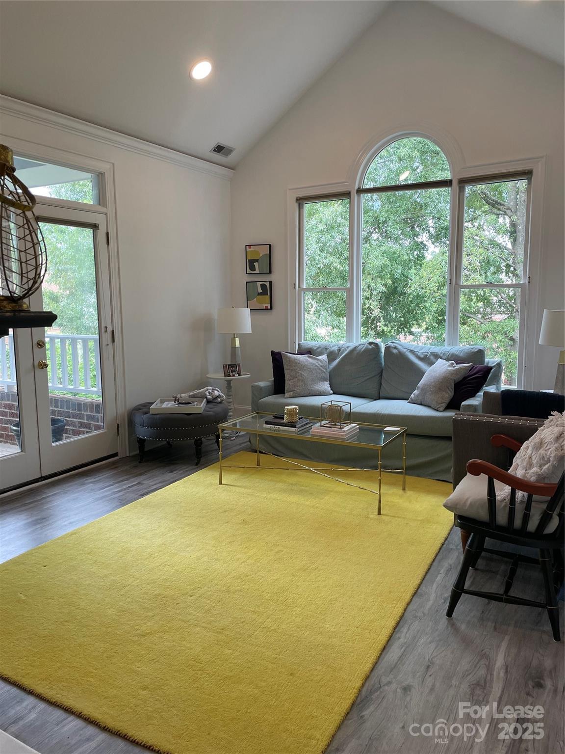 2315 Selwyn Avenue Unit: I