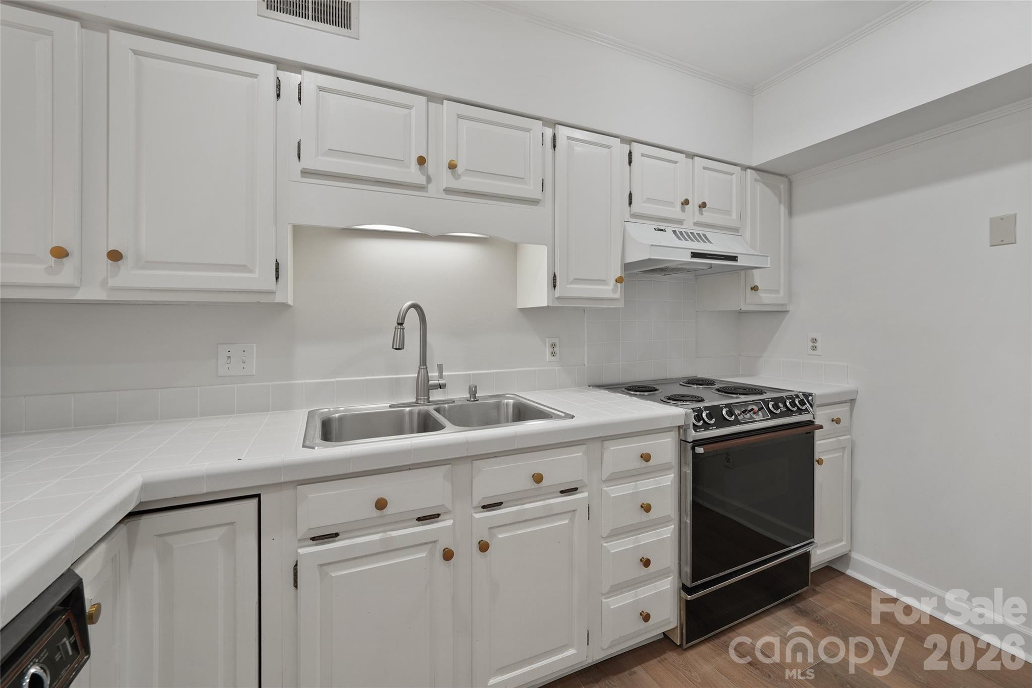 7429 Ashfield Court