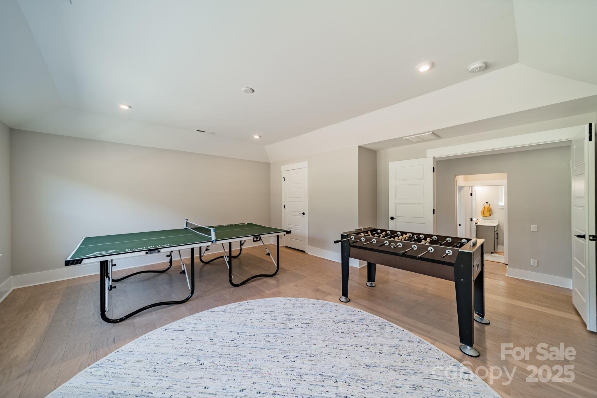 724 Cavesson Way