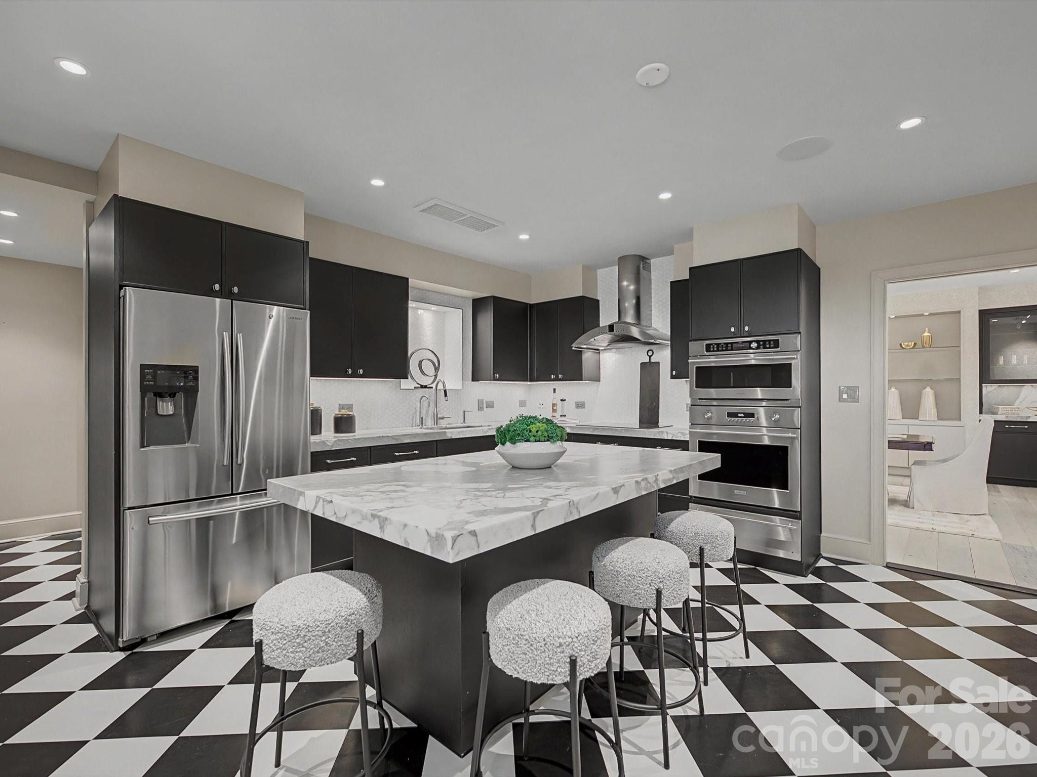 2633 Richardson Drive Unit: 5B