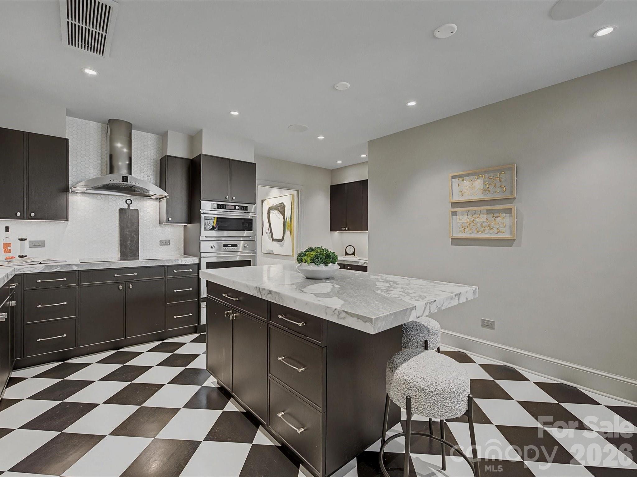 2633 Richardson Drive Unit: 5B