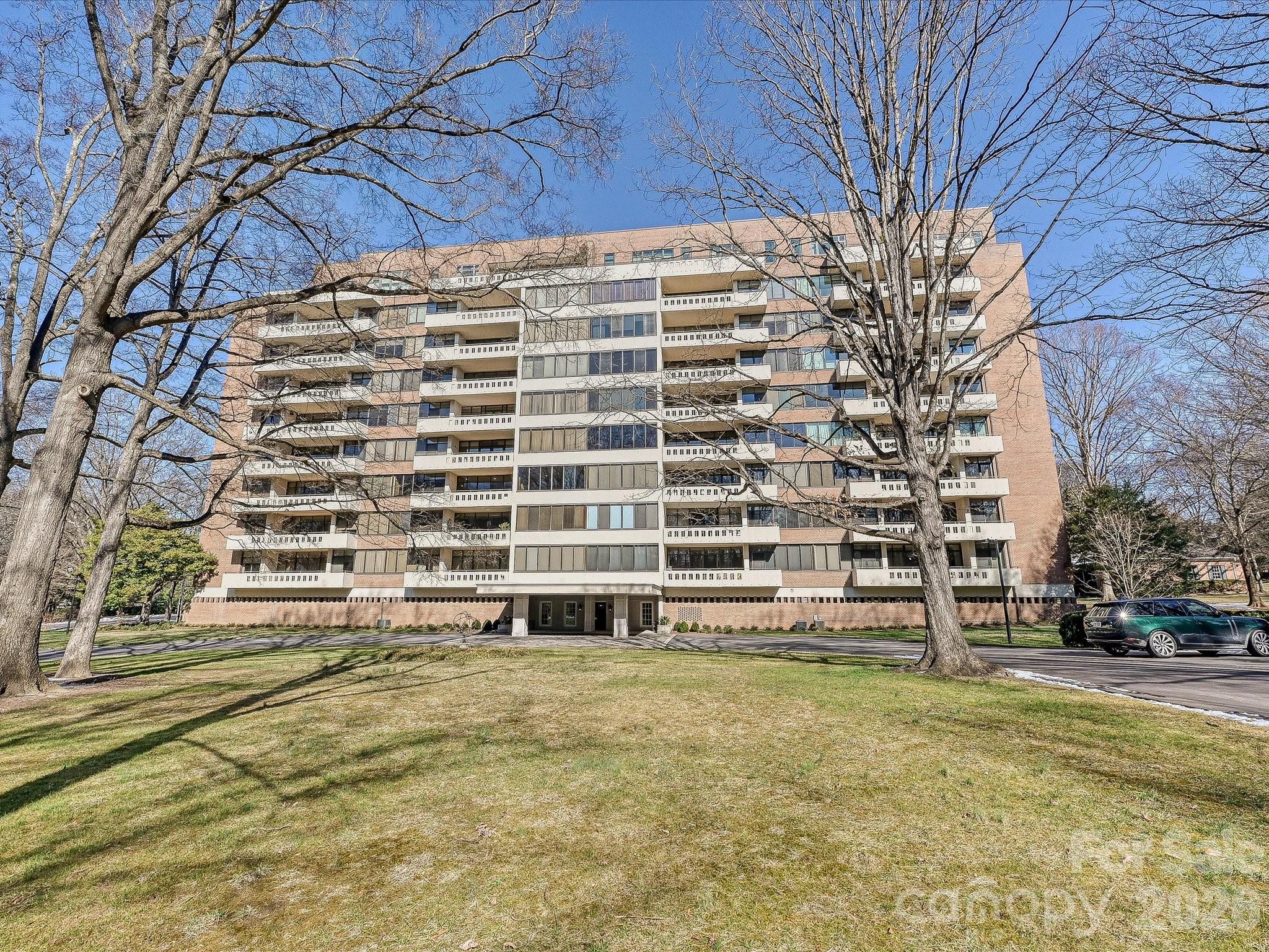 2633 Richardson Drive Unit: 5B