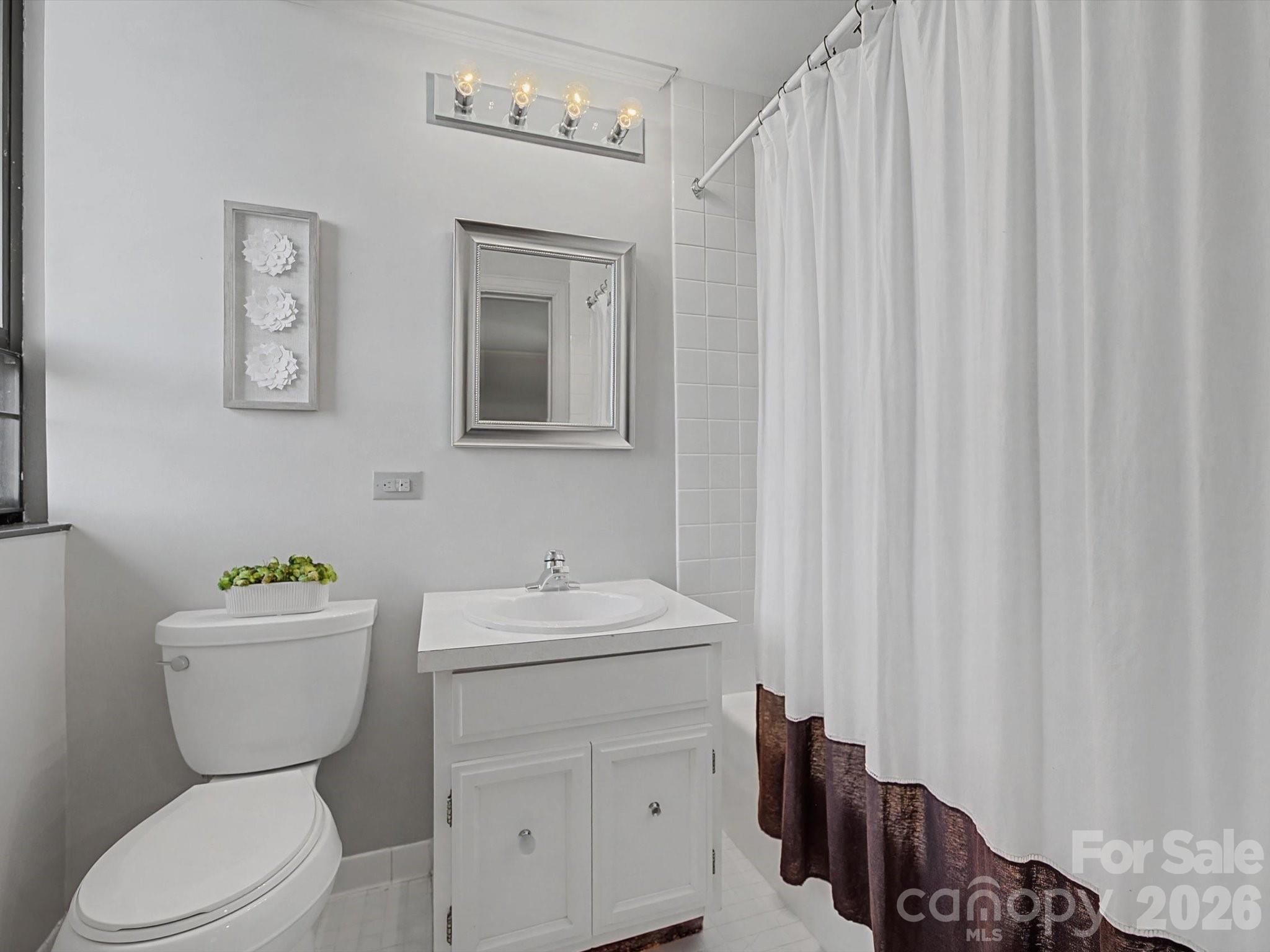 2633 Richardson Drive Unit: 5B