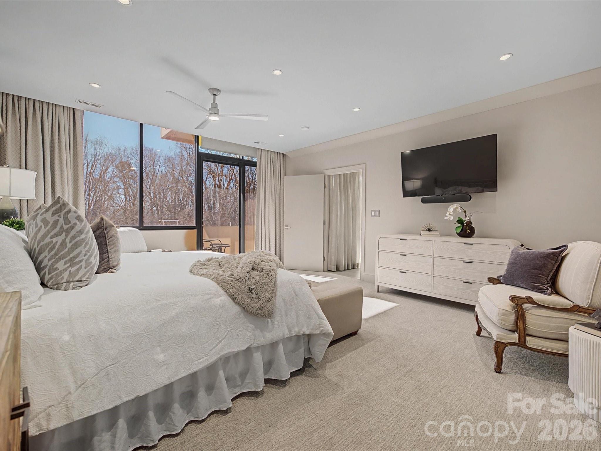 2633 Richardson Drive Unit: 5B