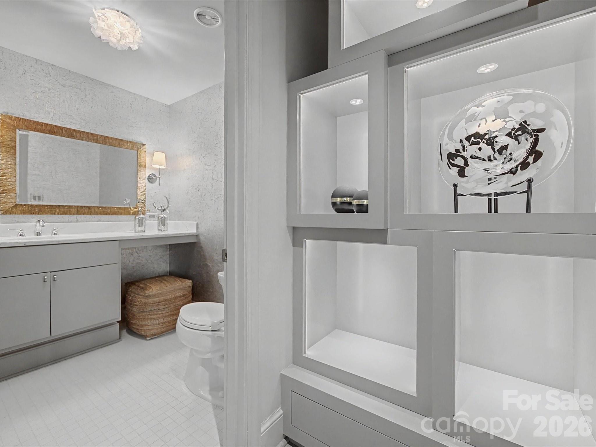 2633 Richardson Drive Unit: 5B