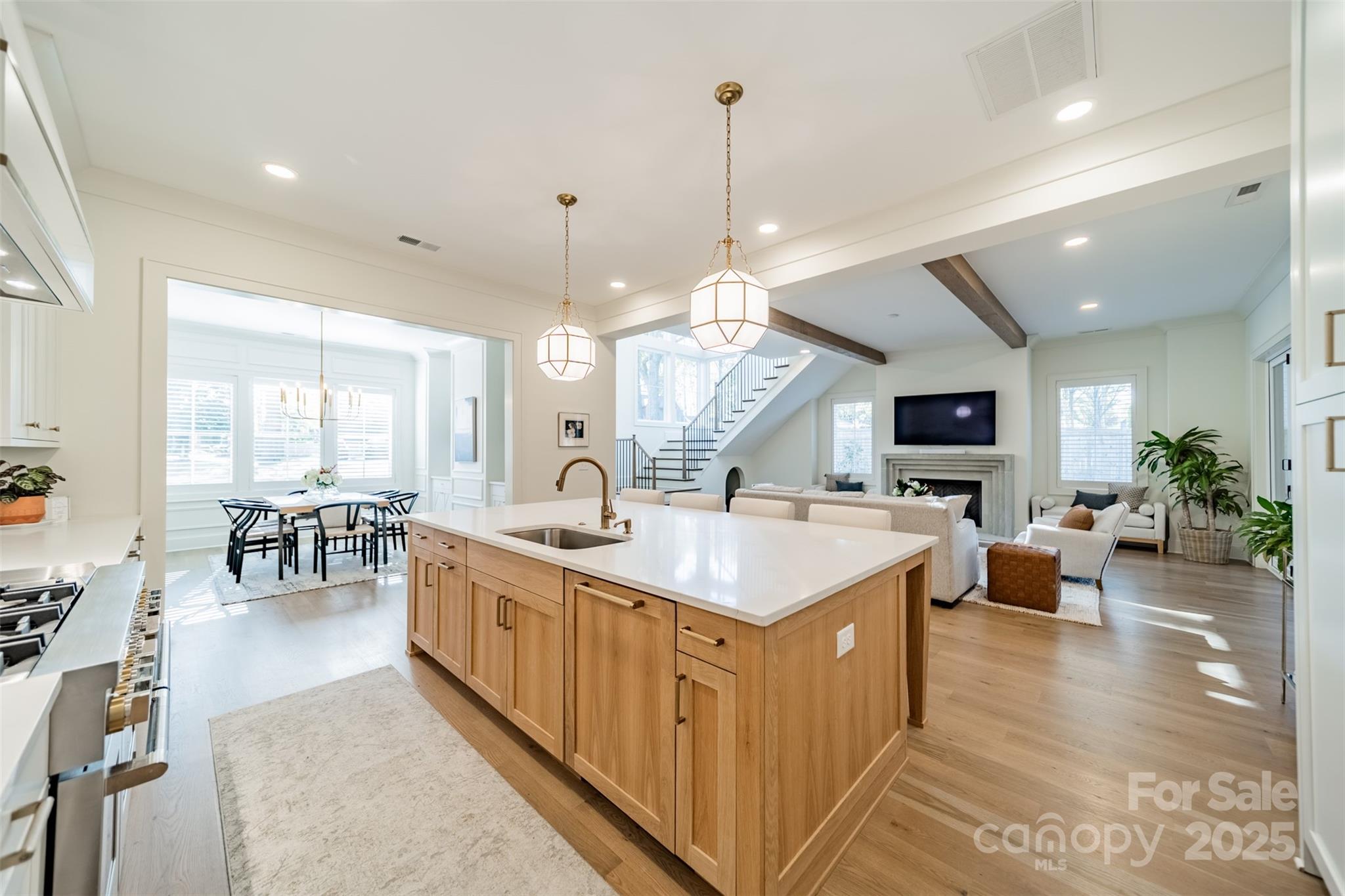 953 Poindexter Drive