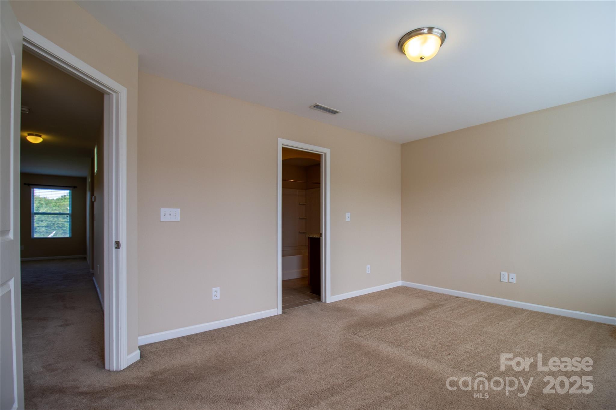 824 Summerlake Drive