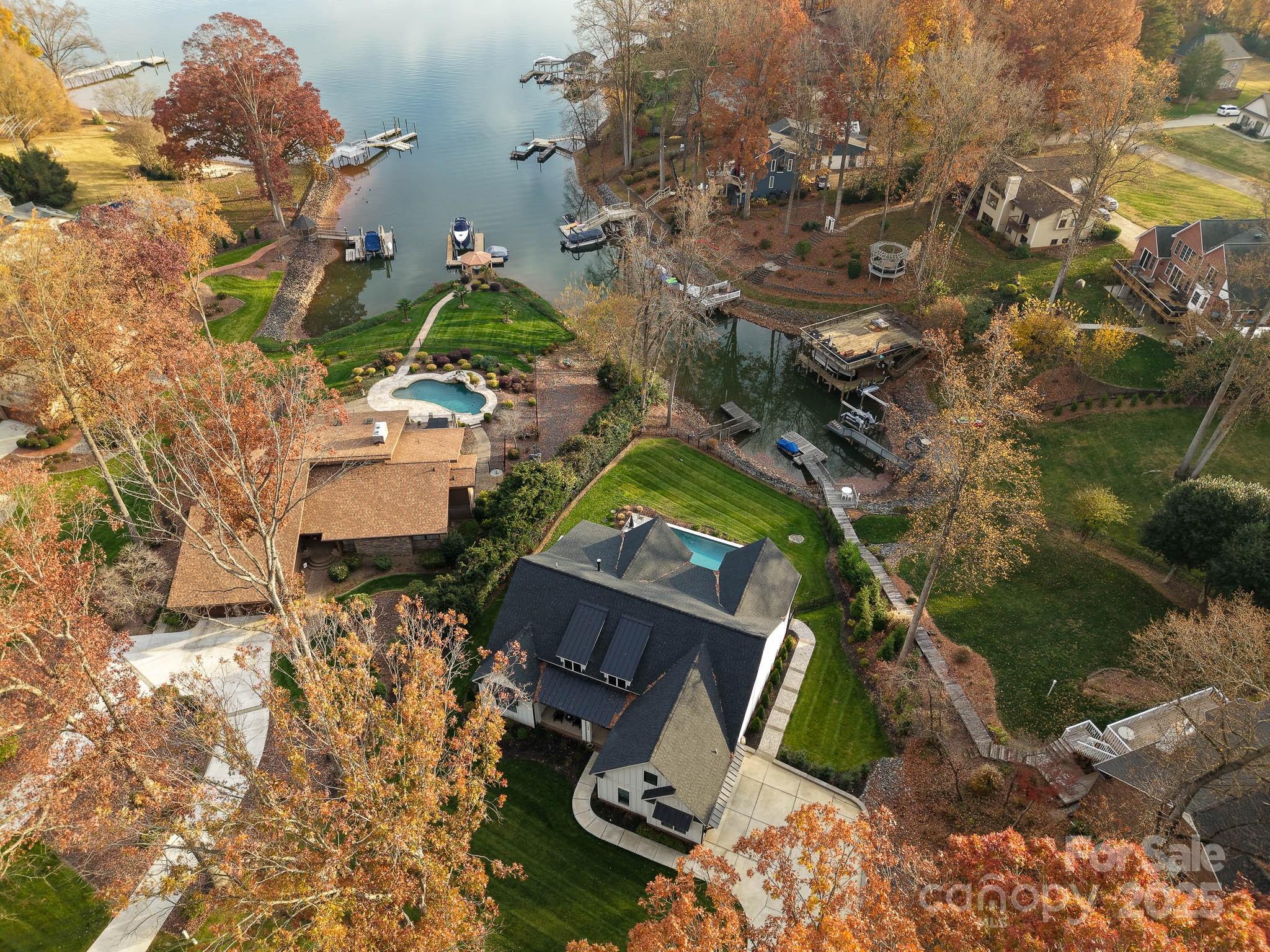 172 Broadbill Drive