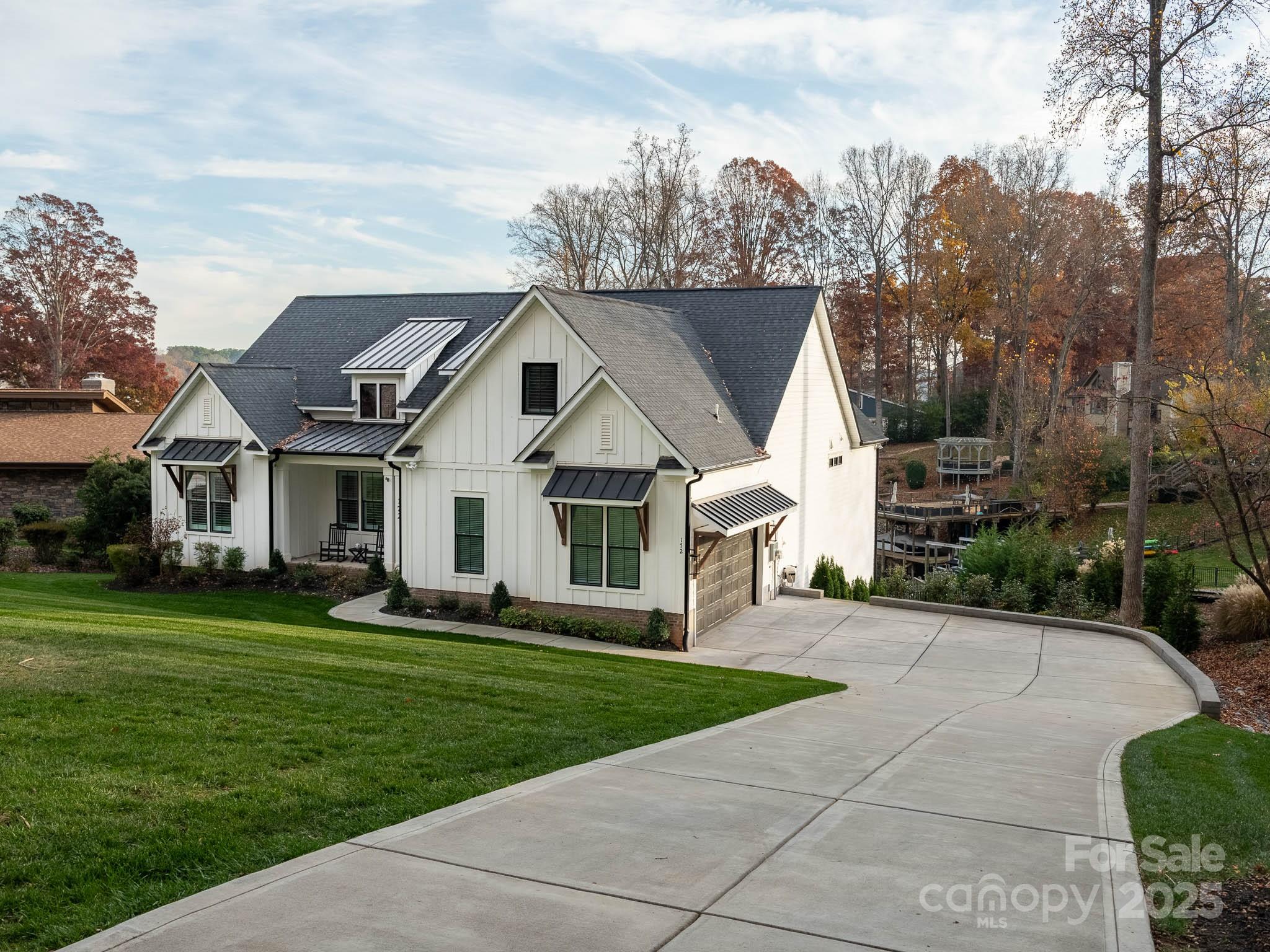 172 Broadbill Drive