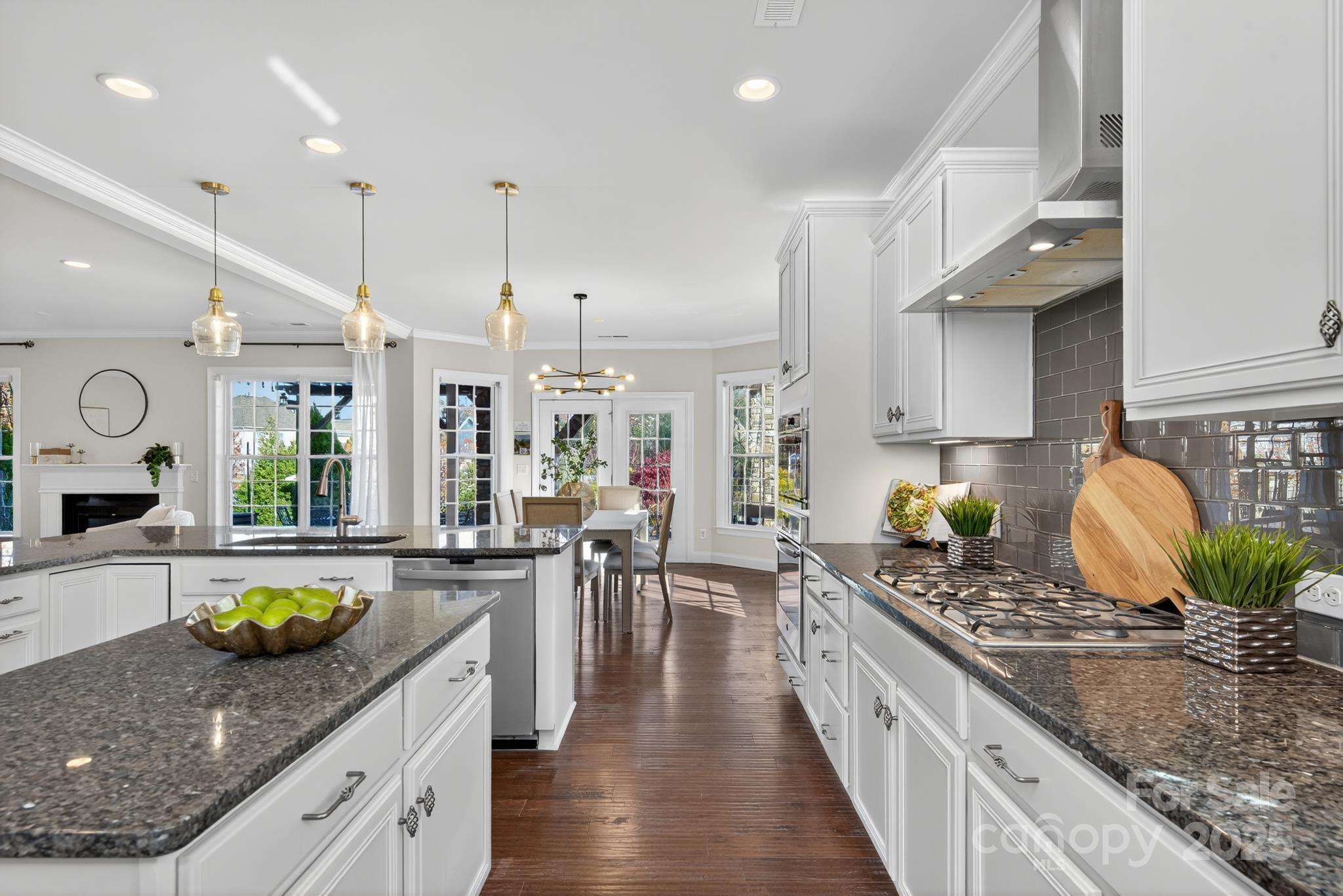 2762 Red Maple Lane