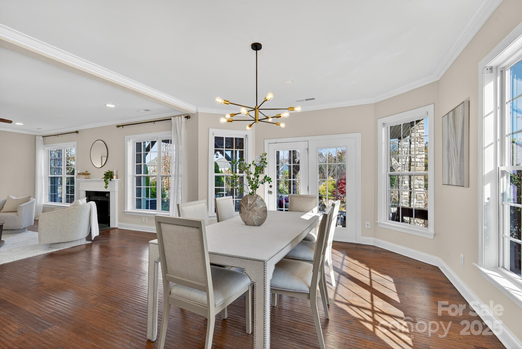 2762 Red Maple Lane