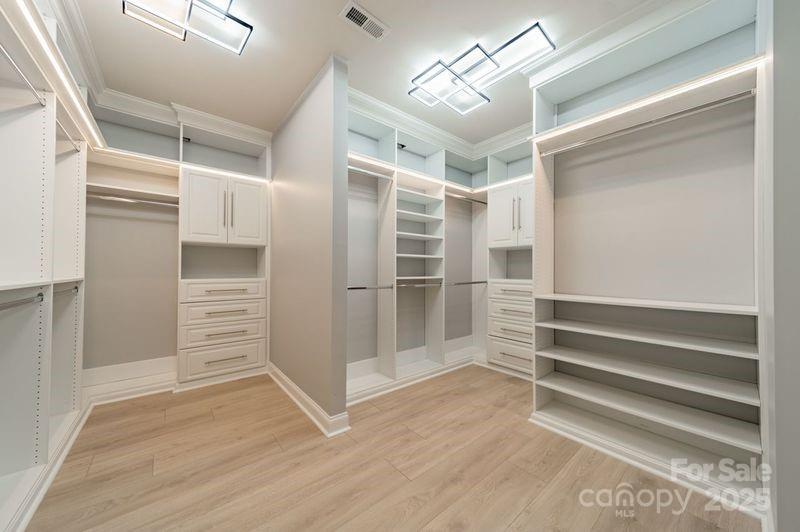2762 Red Maple Lane